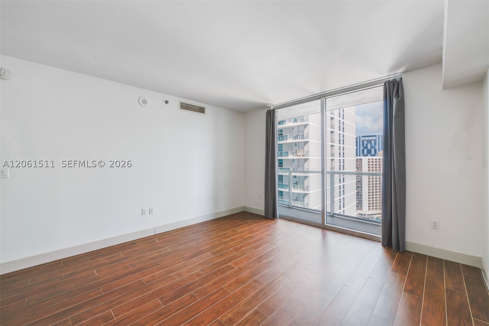 500 Brickell Ave #2407, Miami FL 33131