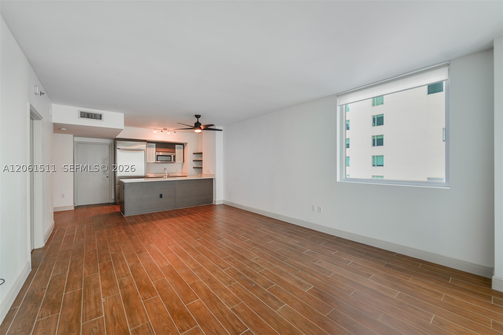 500 Brickell Ave #2407, Miami FL 33131