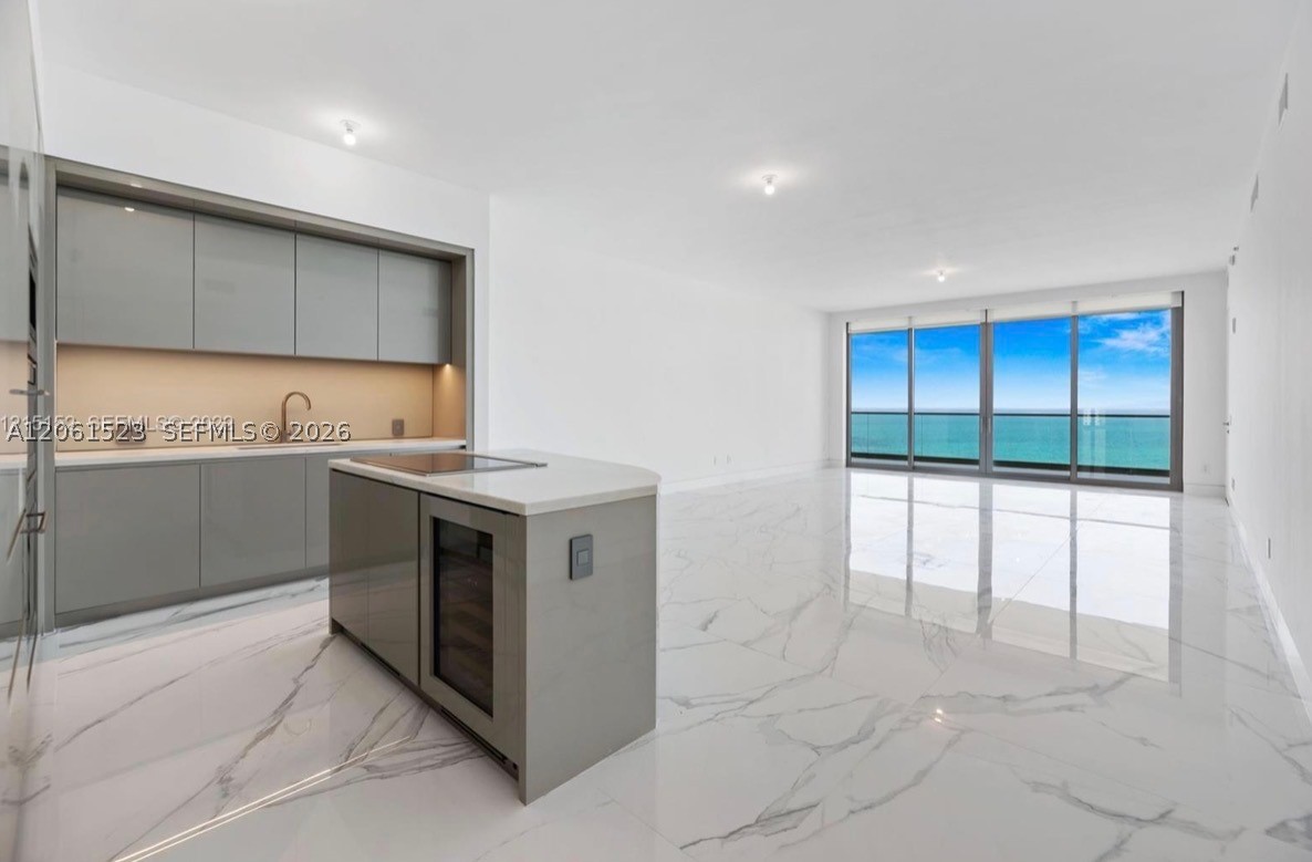 Sunny Isles Beach FL 33160 - A12061523