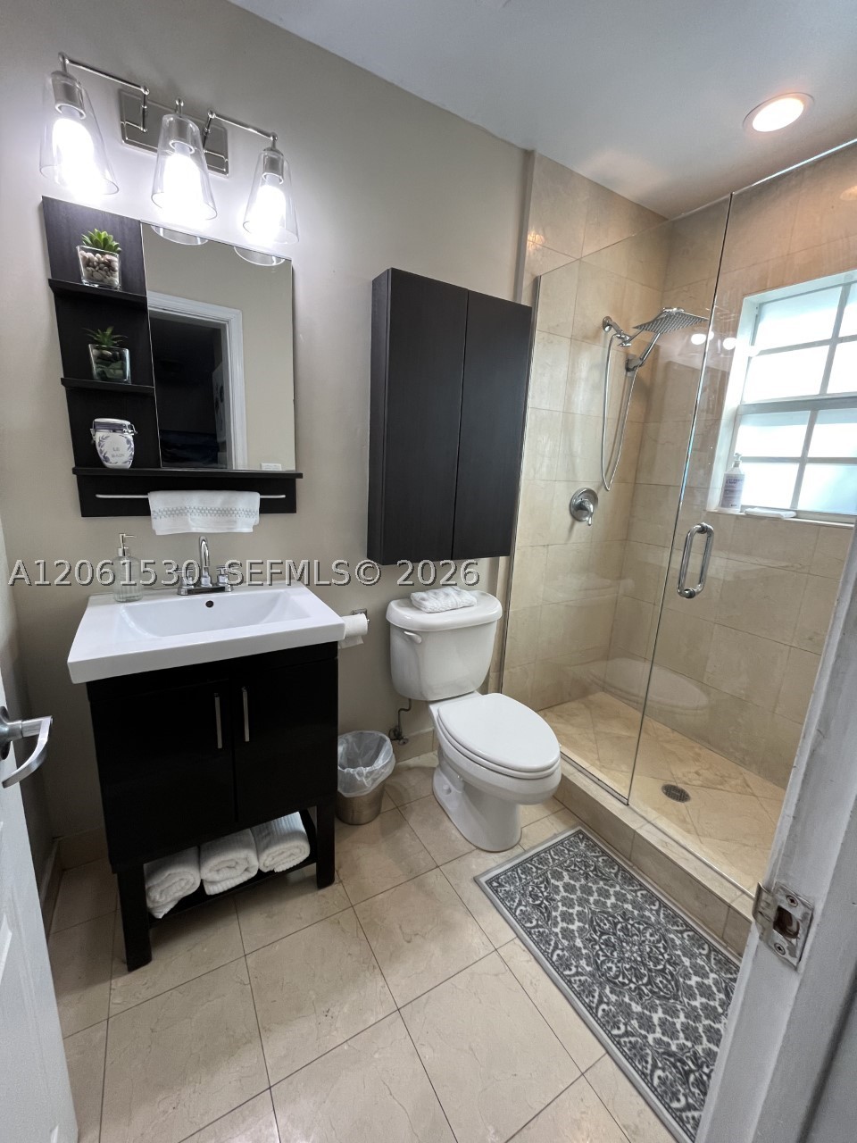 1029 SW 10th Ave, Miami FL 33130