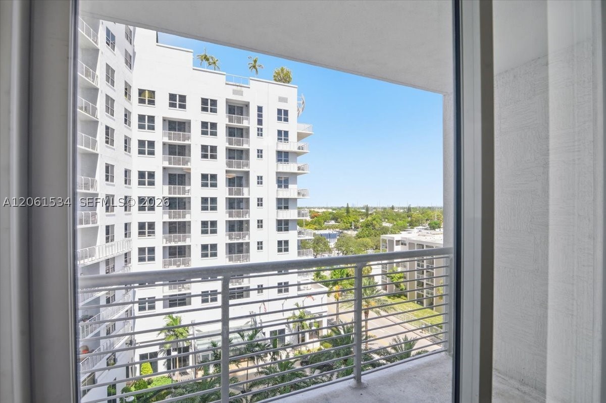 1776 Polk St #703, Hollywood FL 33020