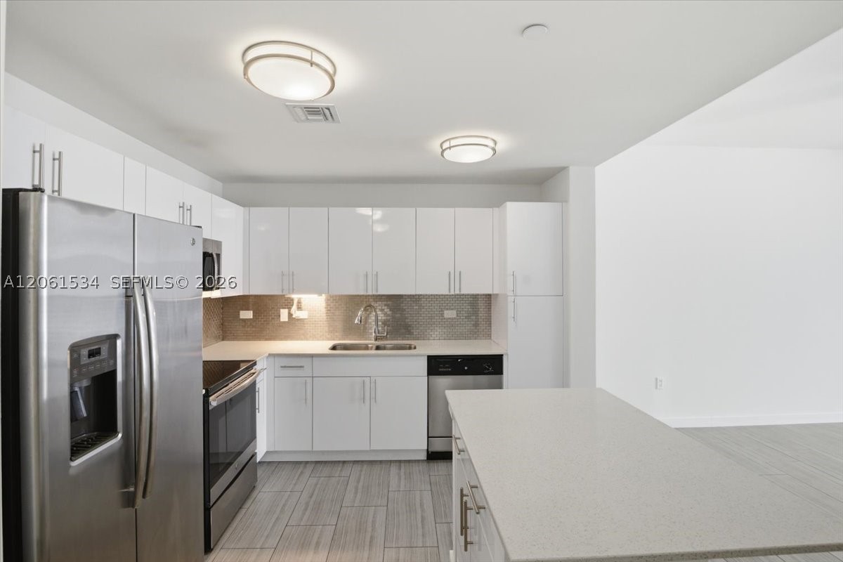 1776 Polk St #703, Hollywood FL 33020