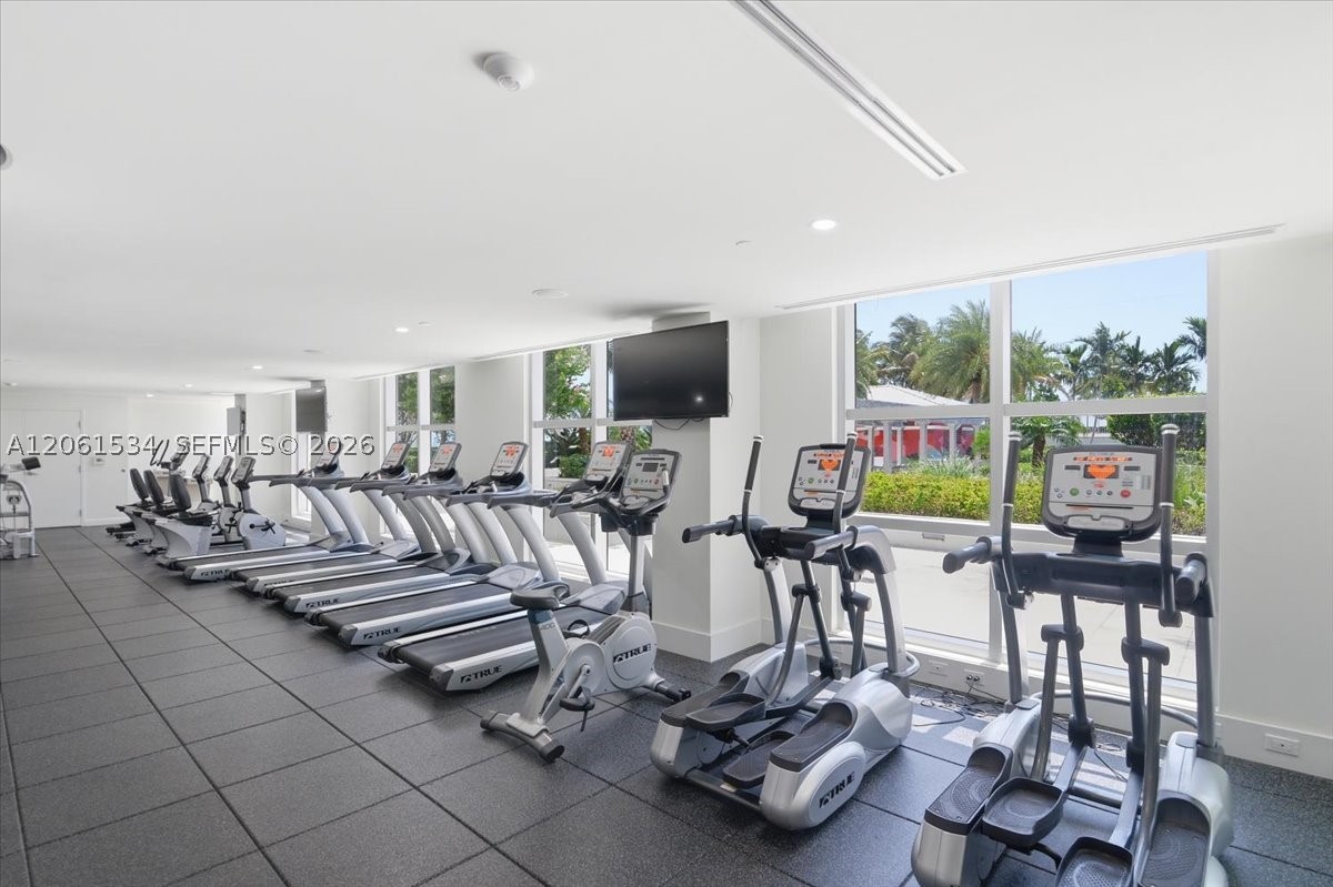 1776 Polk St #703, Hollywood FL 33020