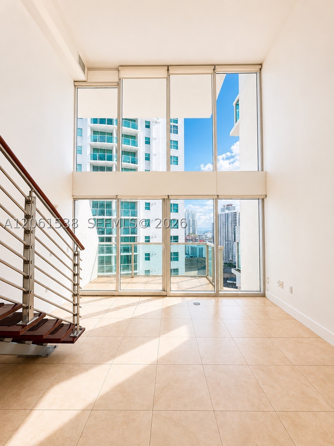 41 SE 5th St #1415, Miami FL 33131