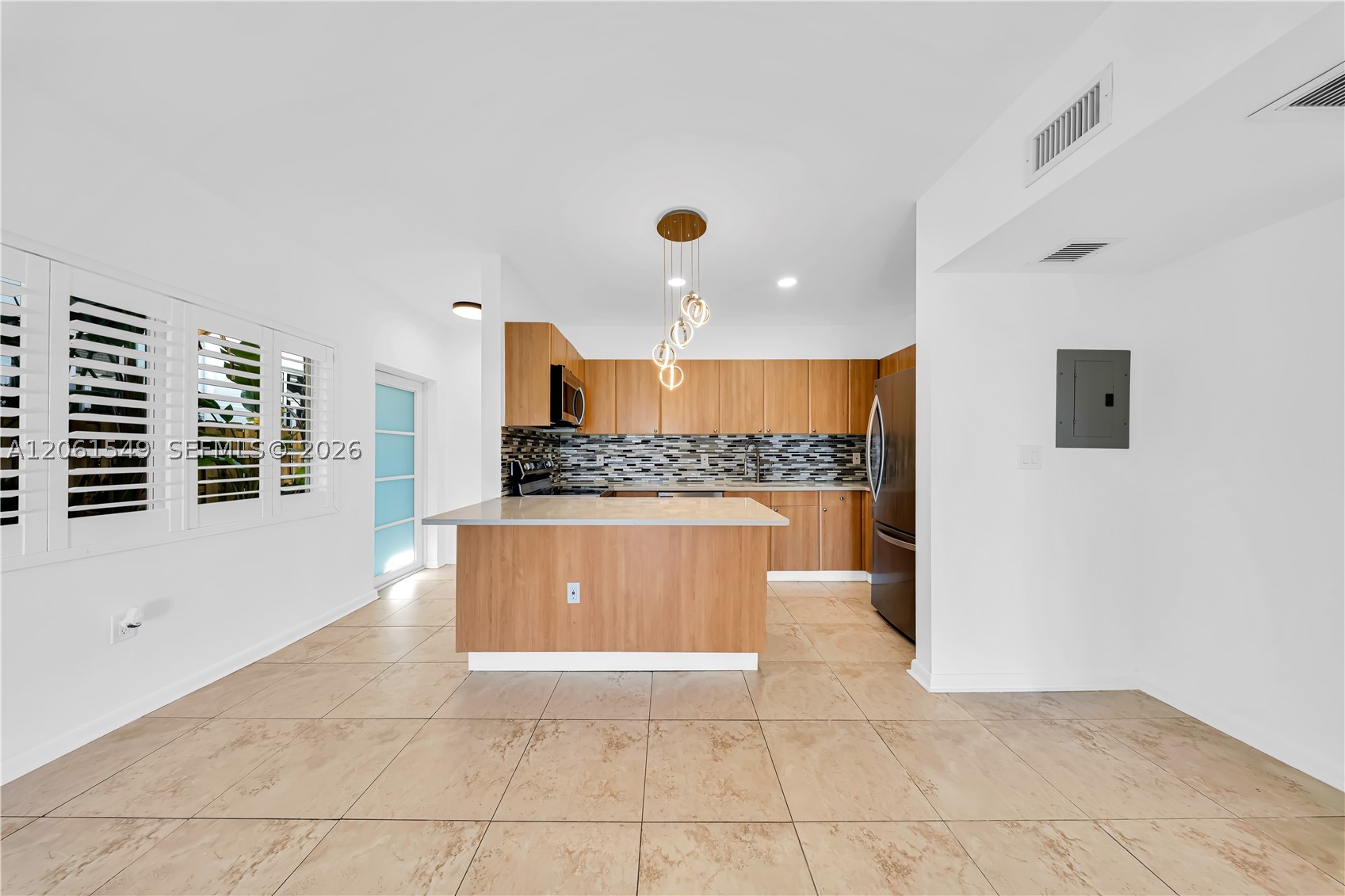 6905 Bay Dr #16, Miami Beach FL 33141