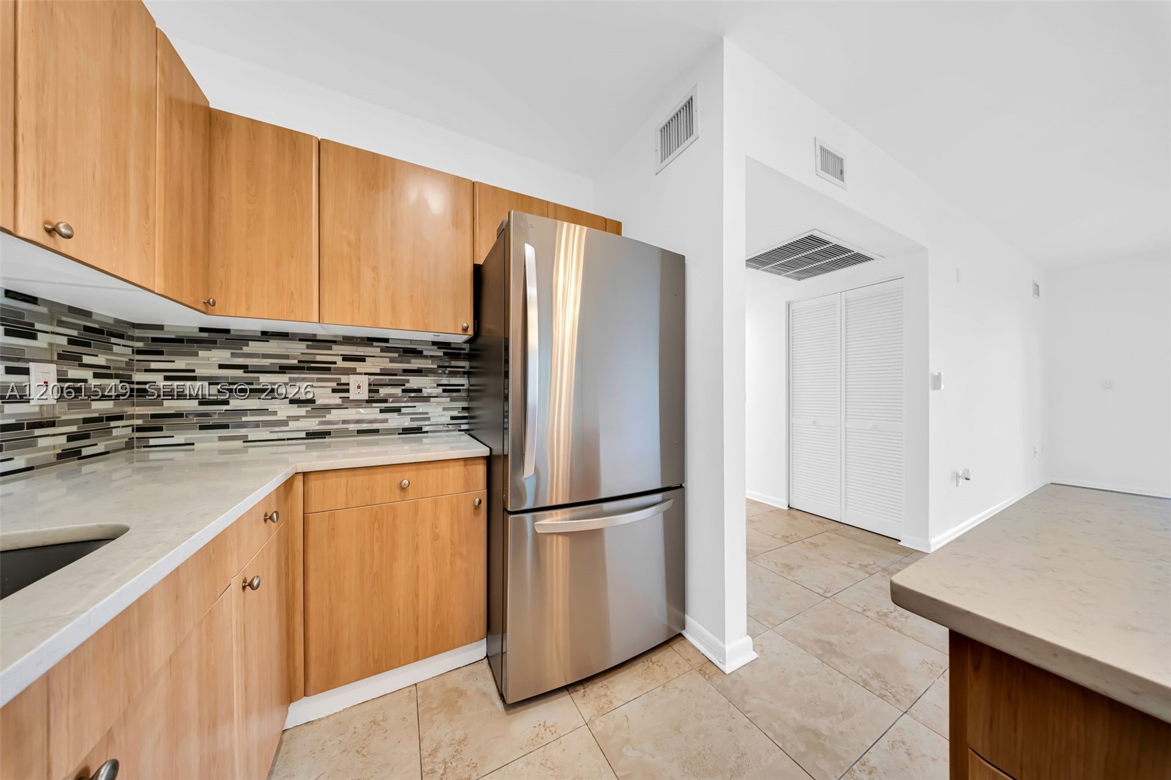 6905 Bay Dr #16, Miami Beach FL 33141