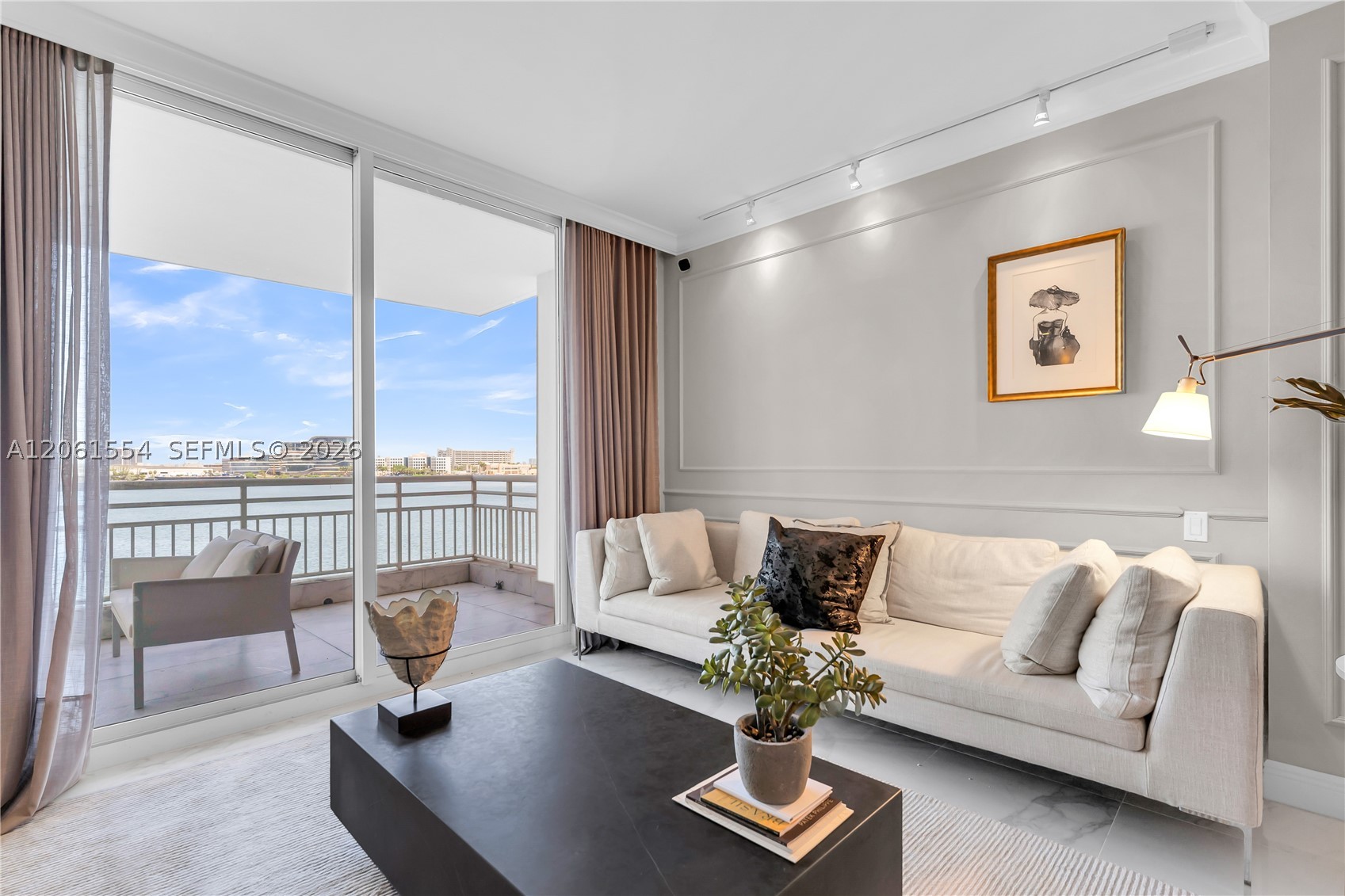 888 Brickell Key Dr #508, Miami FL 33131
