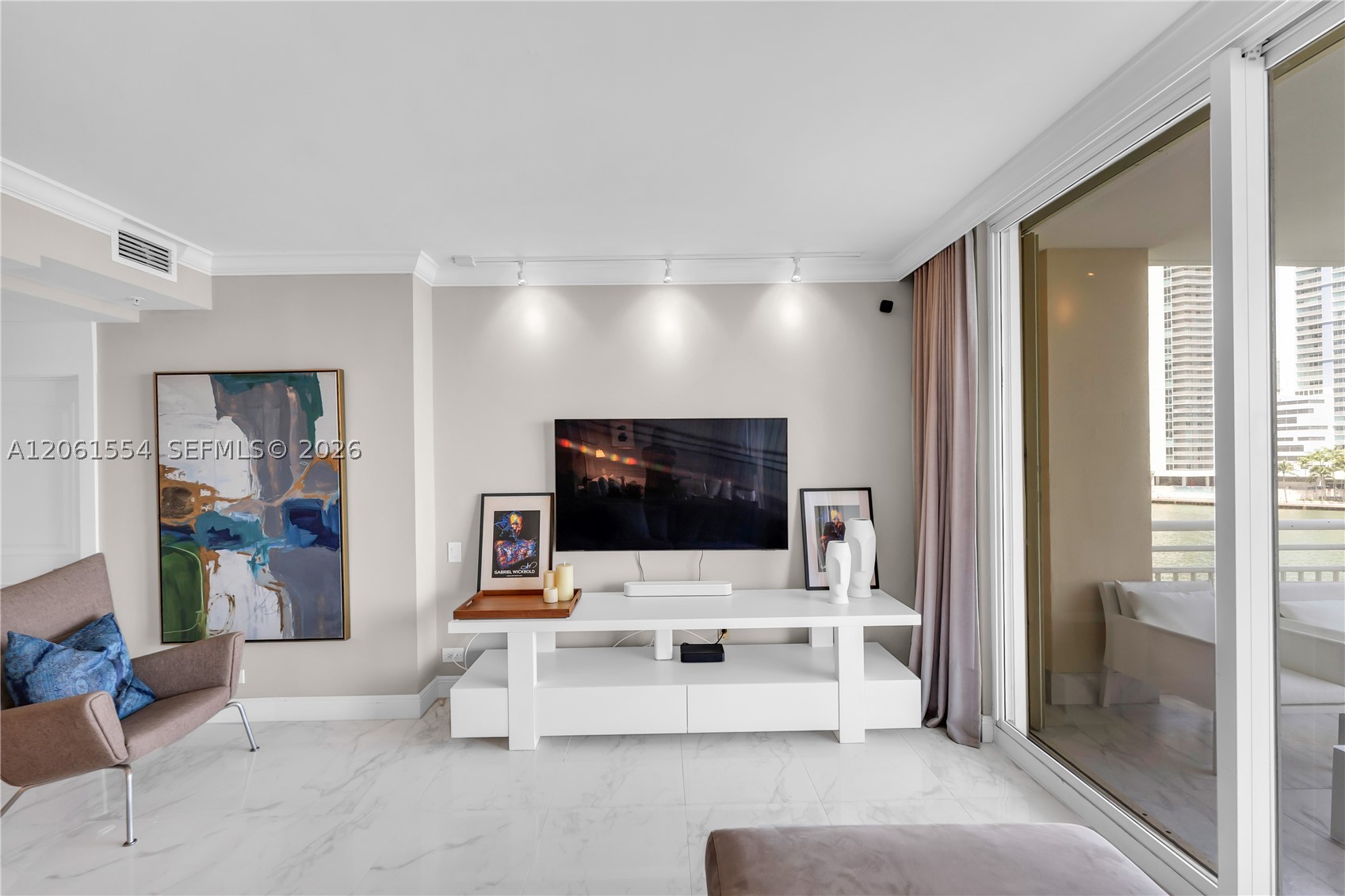 888 Brickell Key Dr #508, Miami FL 33131