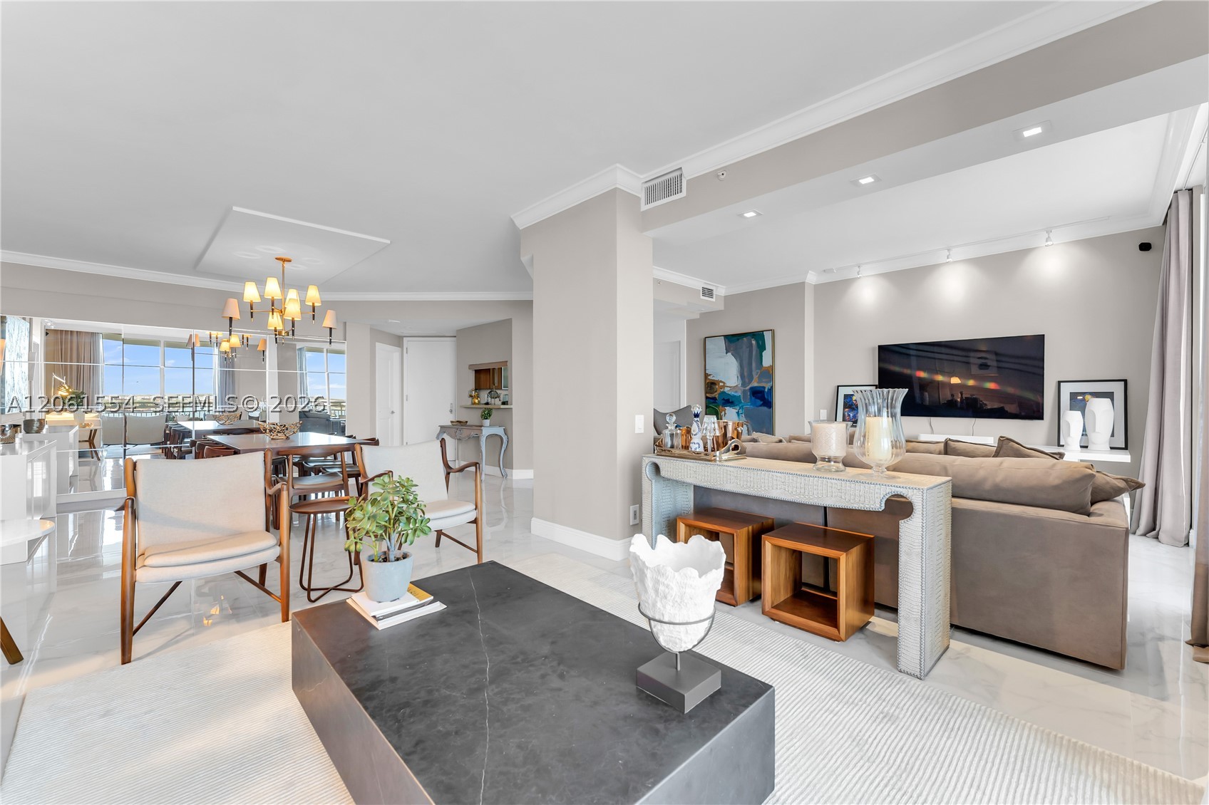 888 Brickell Key Dr #508, Miami FL 33131