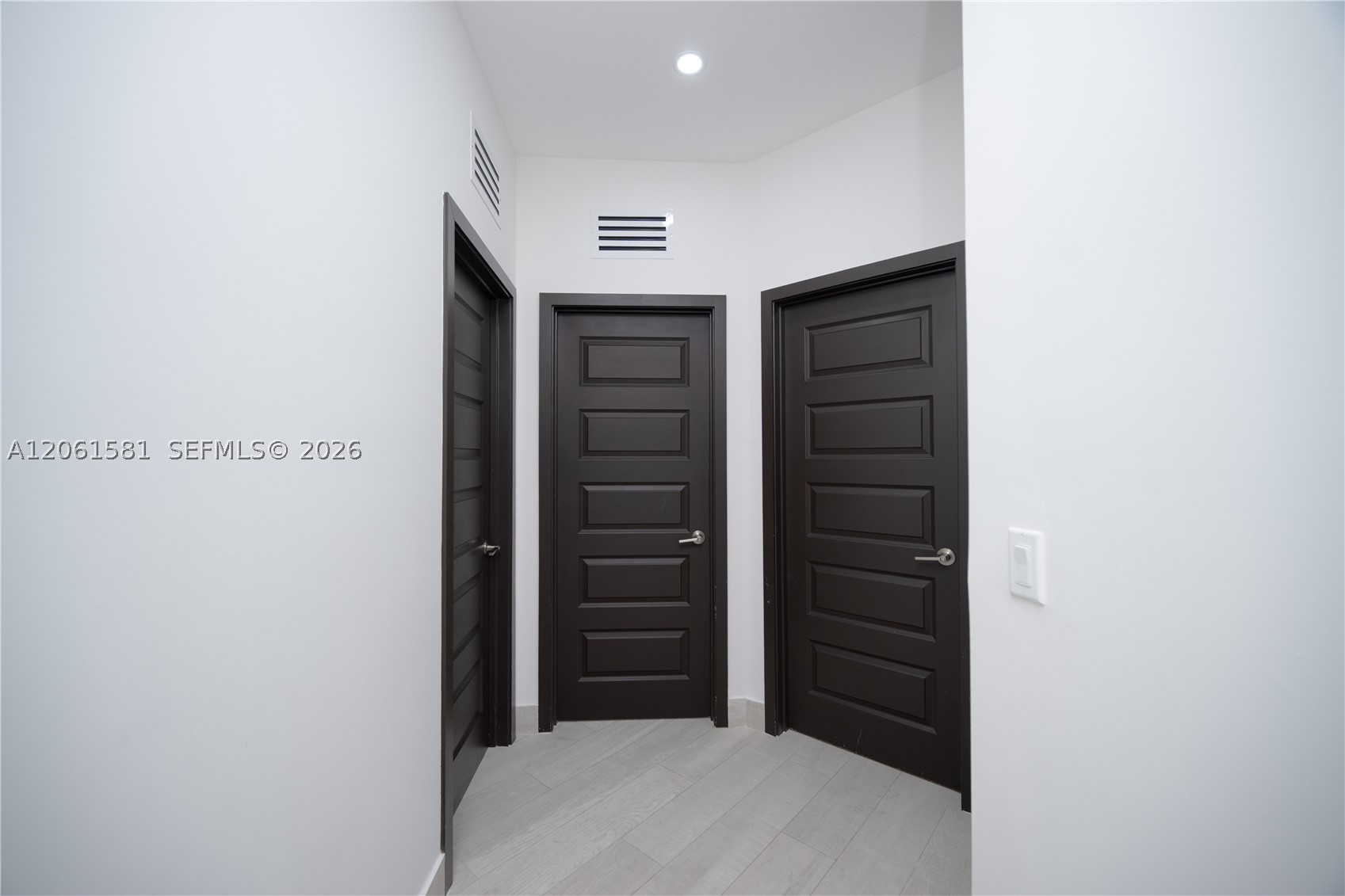 8995 NW 161st Ter, Miami Lakes FL 33018