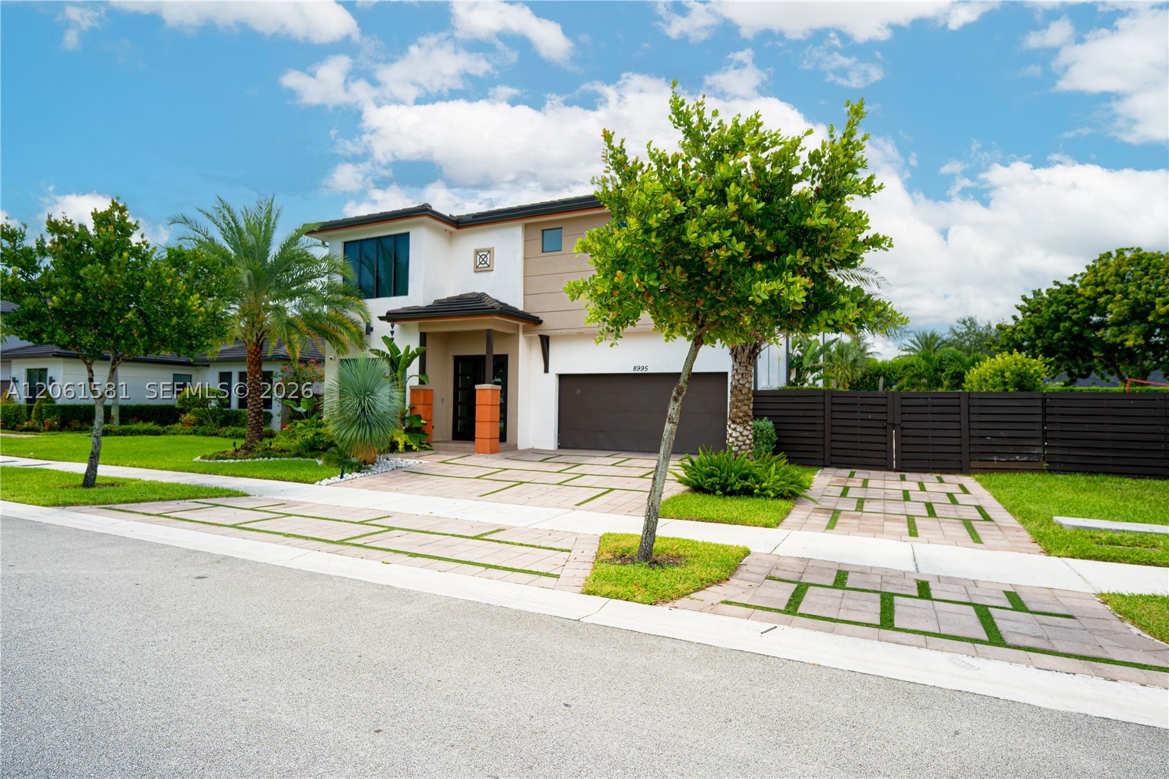 8995 NW 161st Ter, Miami Lakes FL 33018