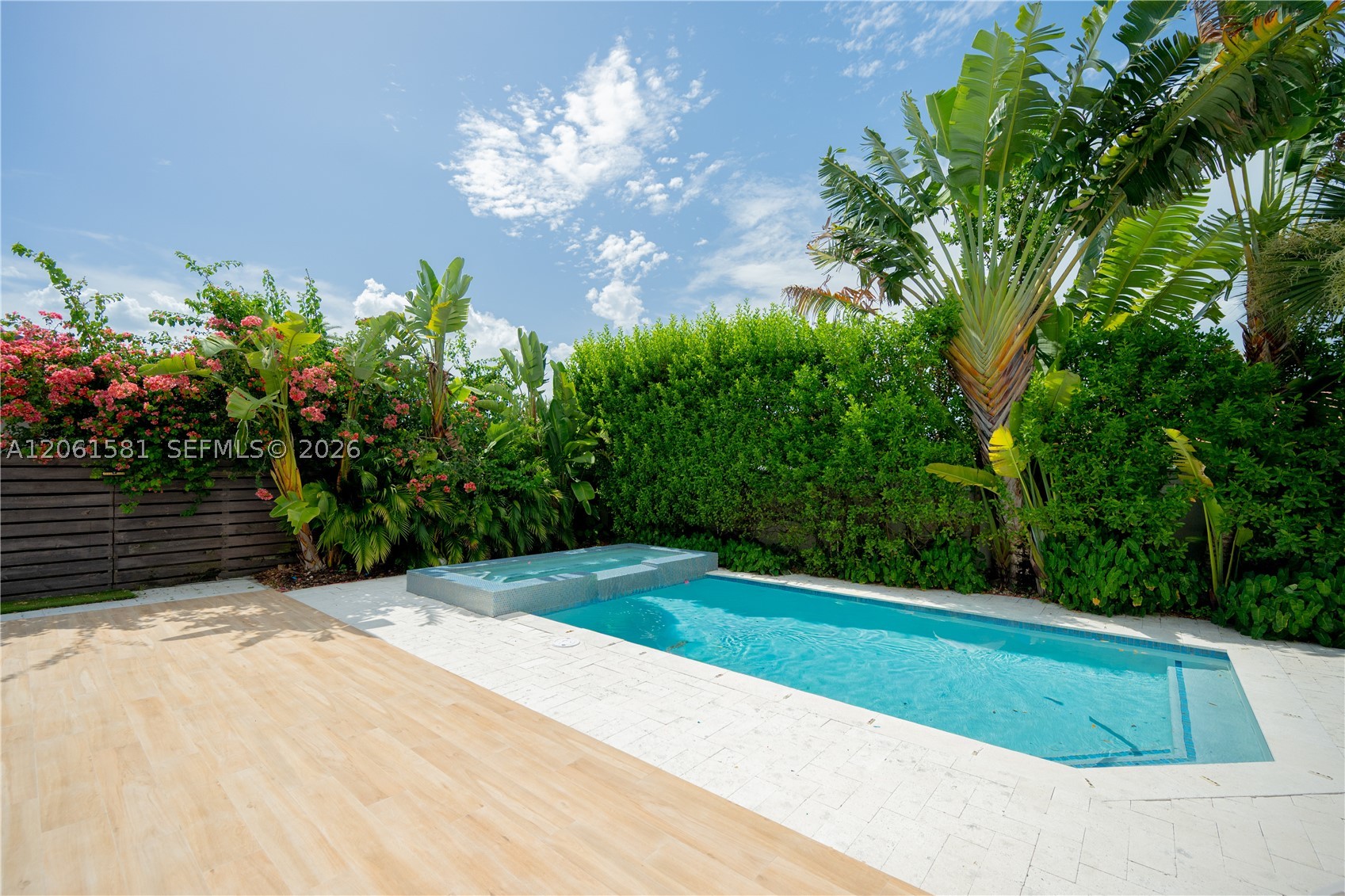 8995 NW 161st Ter, Miami Lakes FL 33018