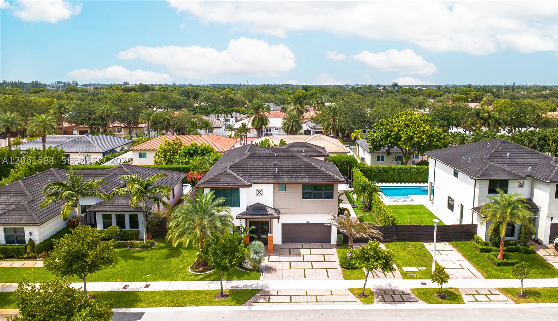 8995 NW 161st Ter, Miami Lakes FL 33018