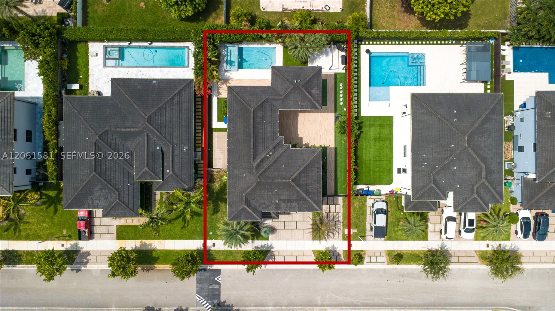 8995 NW 161st Ter, Miami Lakes FL 33018