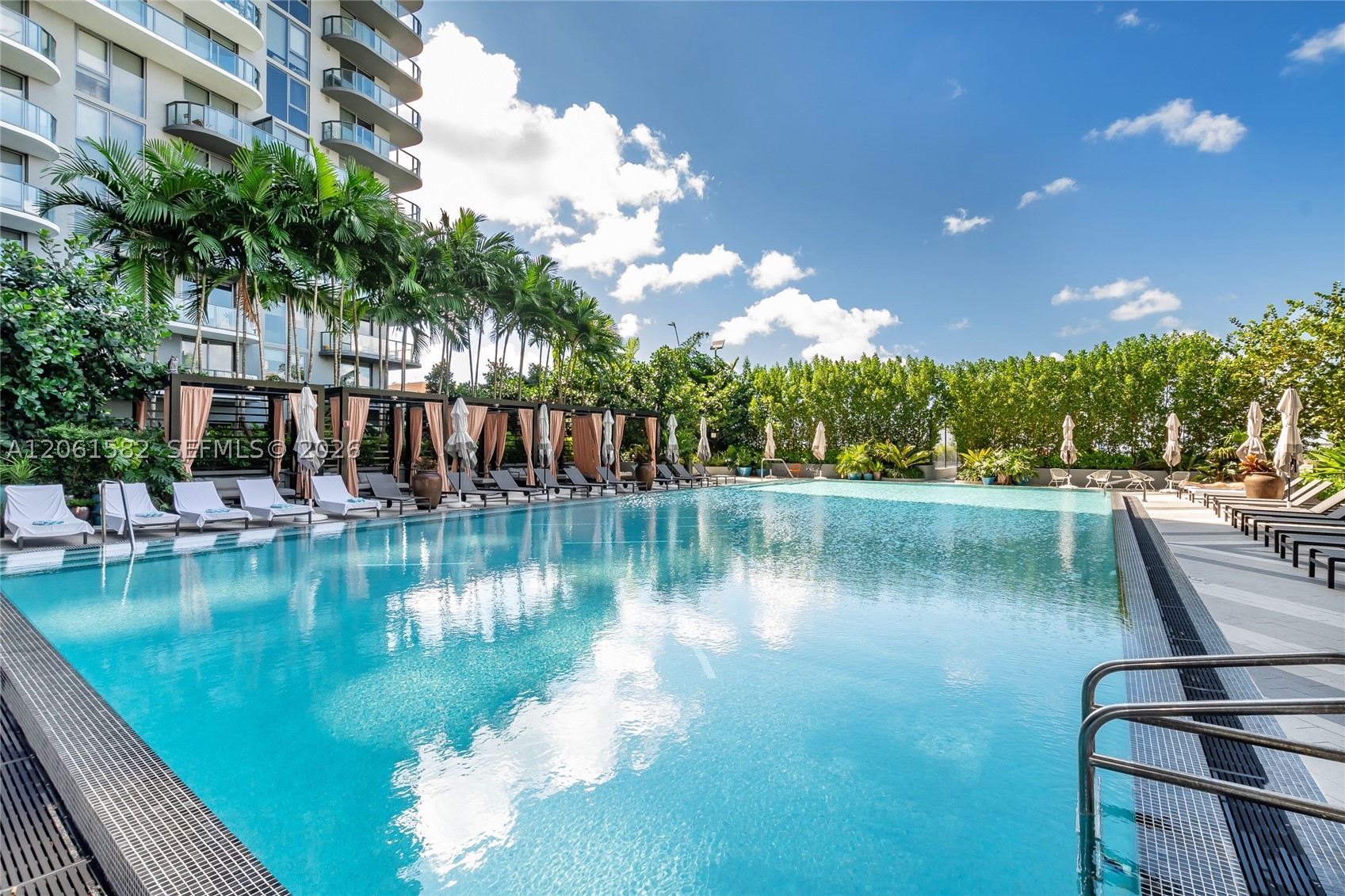 121 NE 34th St #L604, Miami FL 33137