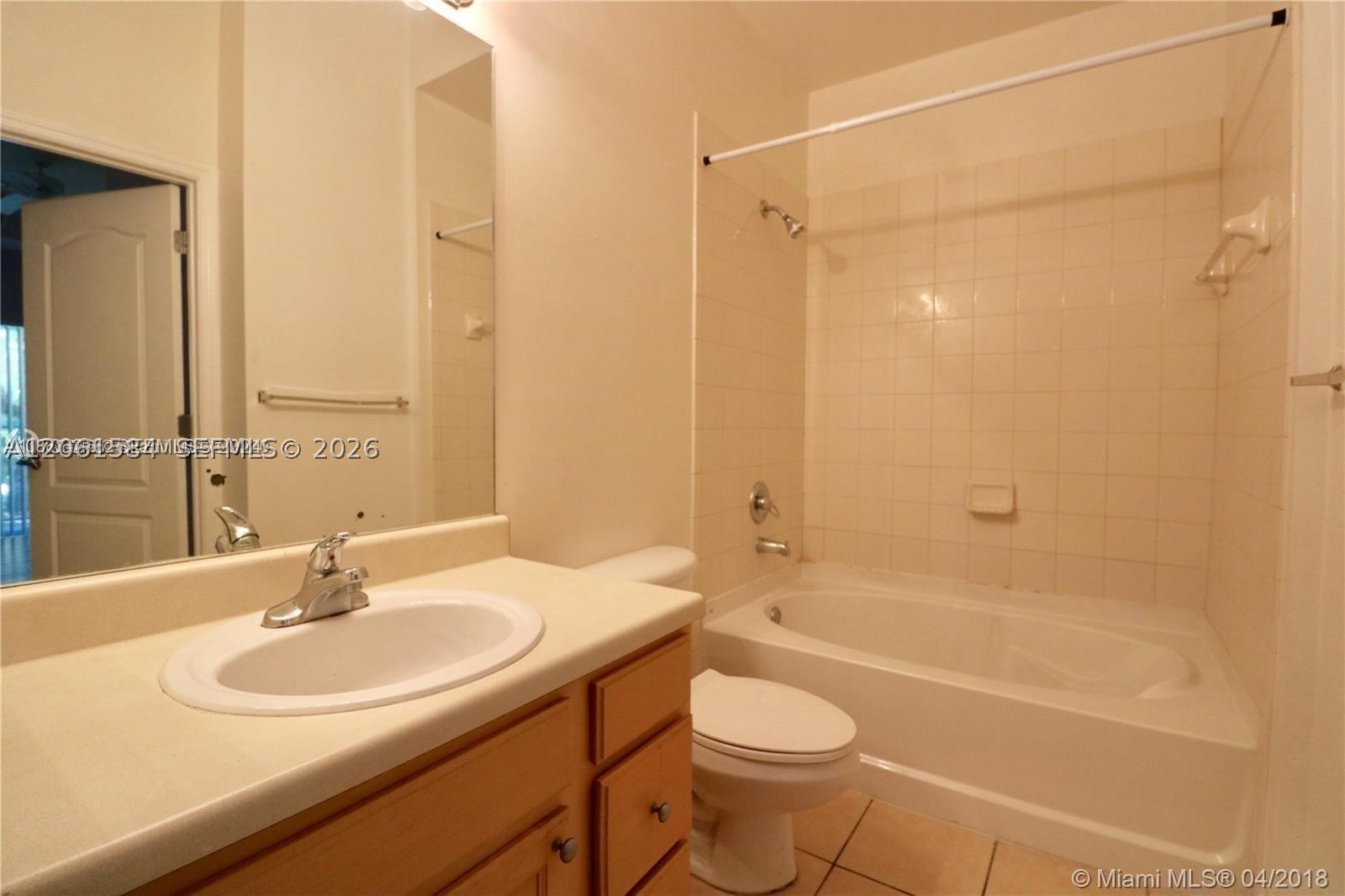 6001 SW 70th St #117, South Miami FL 33143