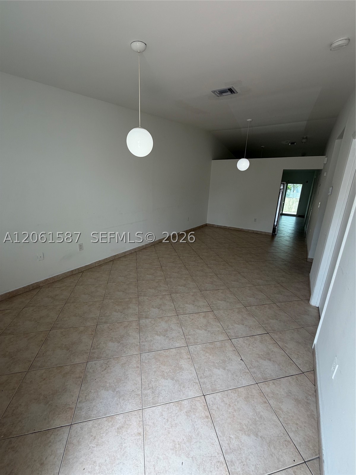 11686 NW 91st Pl, Hialeah Gardens FL 33018