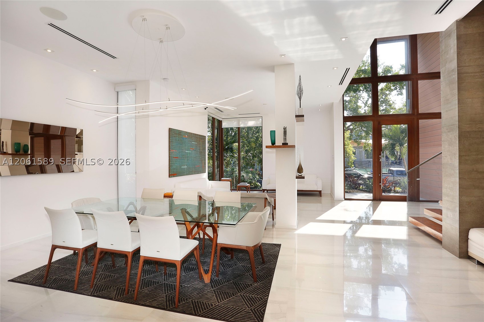 121 Buttonwood Dr, Key Biscayne FL 33149