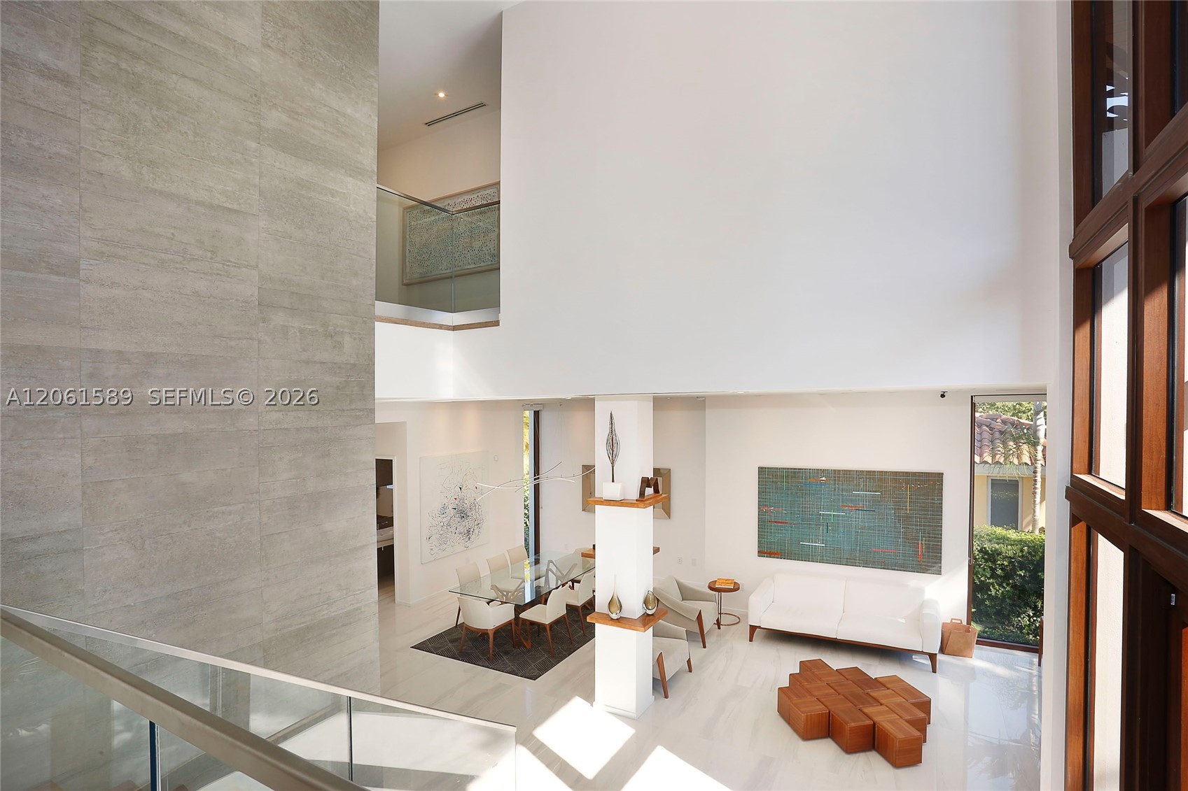 121 Buttonwood Dr, Key Biscayne FL 33149