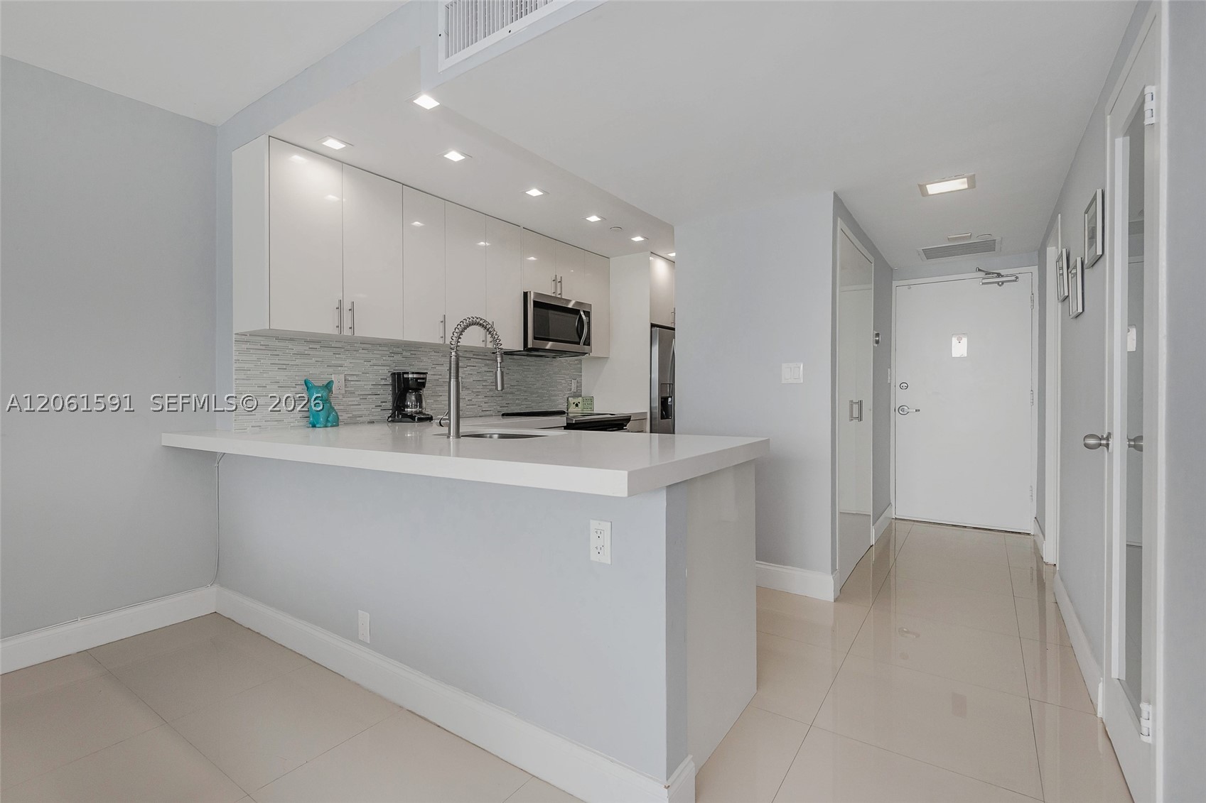 1000 West Ave #1220, Miami Beach FL 33139