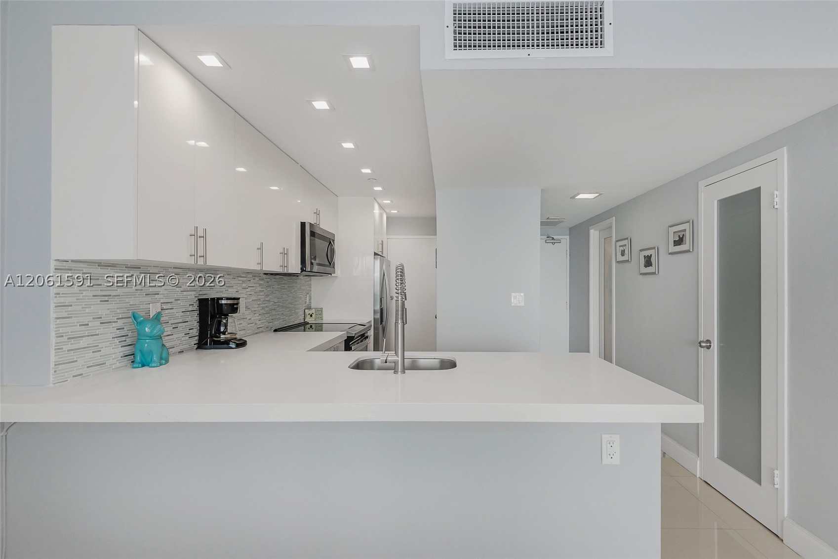 1000 West Ave #1220, Miami Beach FL 33139