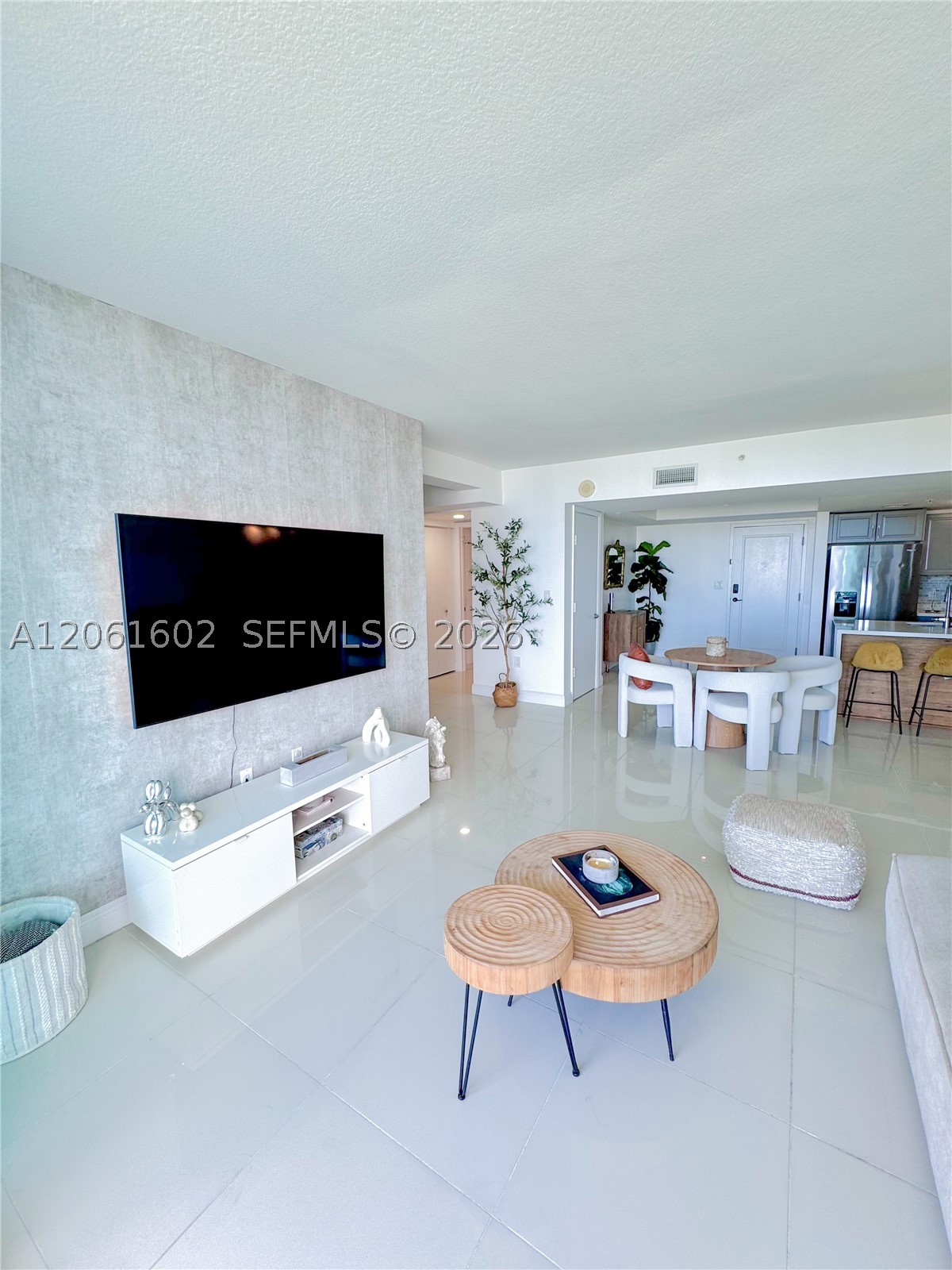 1861 NW S River Dr #2609, Miami FL 33125