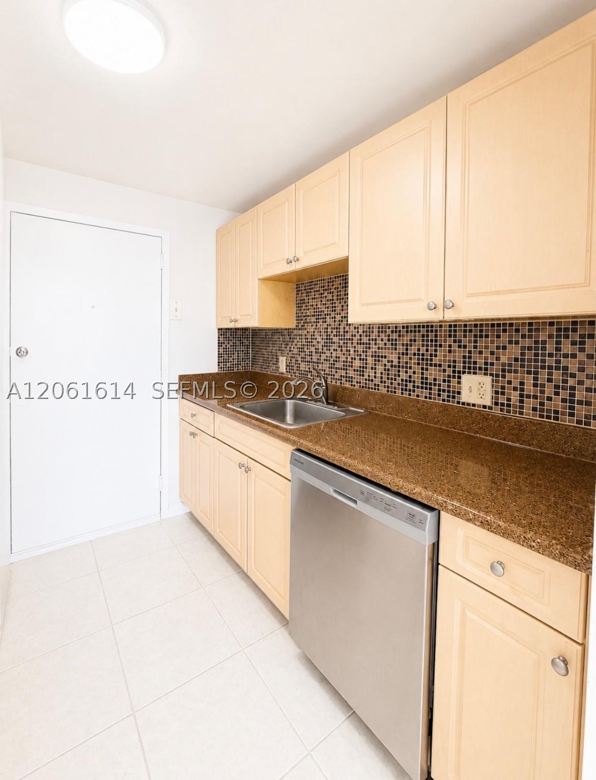 2020 NE 135th St #710, North Miami FL 33181