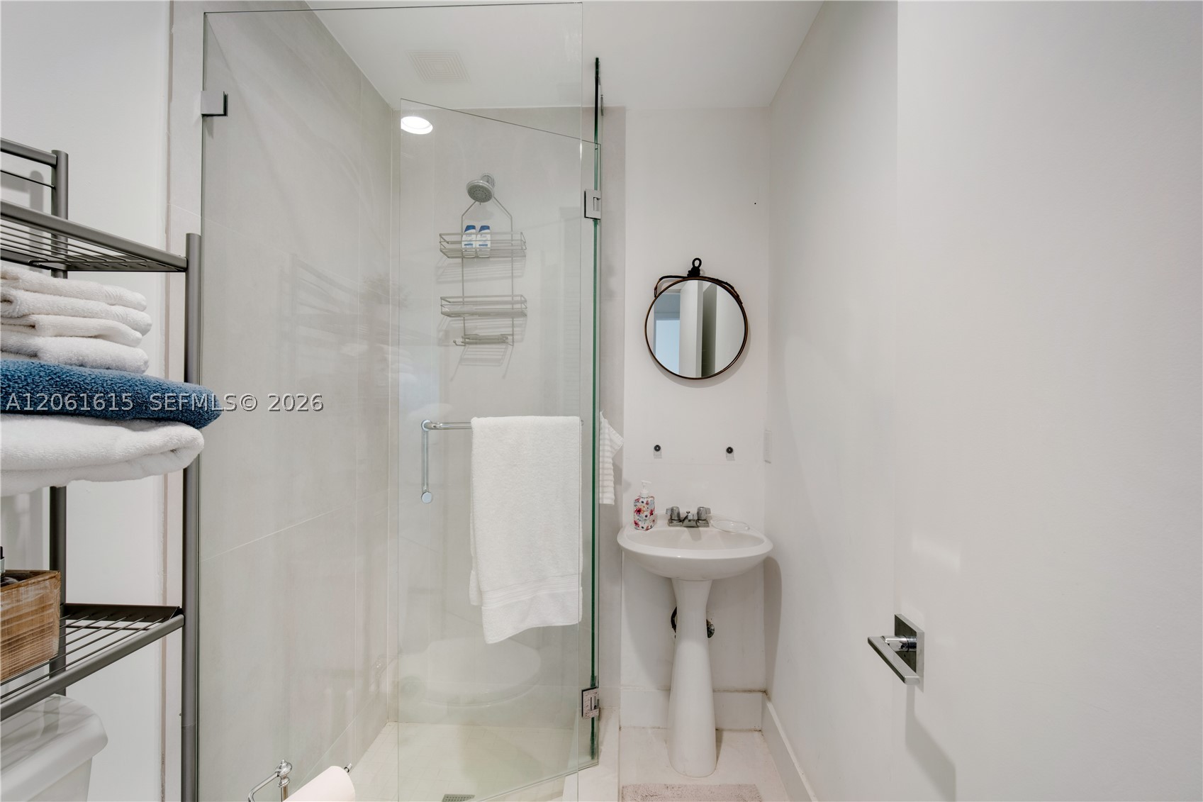 324 Caribbean Rd, Key Biscayne FL 33149