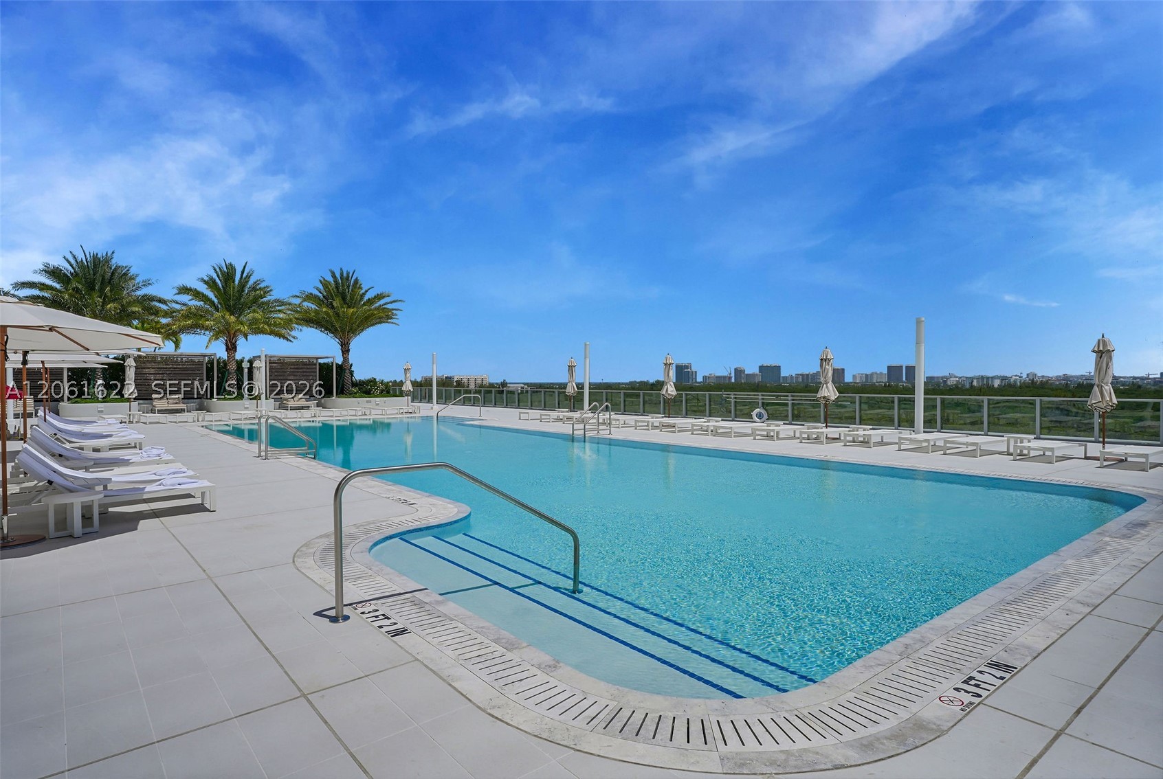 2411 Laguna Circle #1610, North Miami FL 33181
