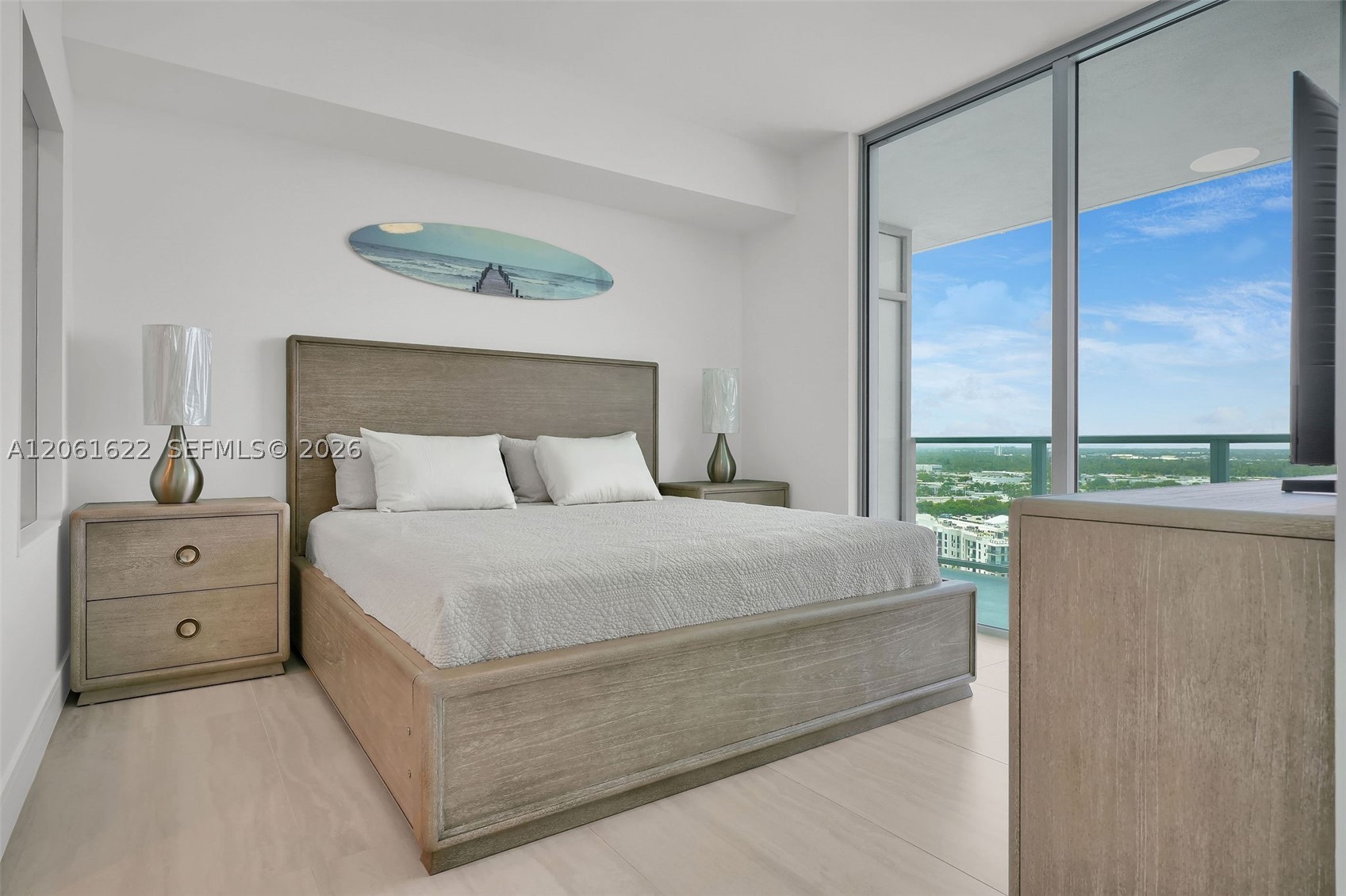 2411 Laguna Circle #1610, North Miami FL 33181