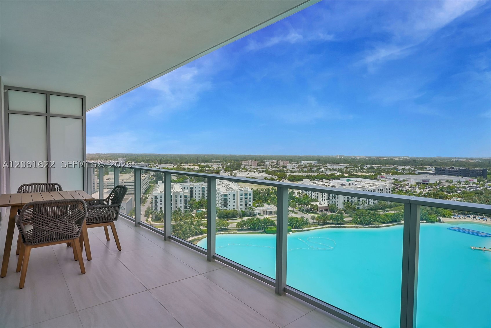 2411 Laguna Circle #1610, North Miami FL 33181