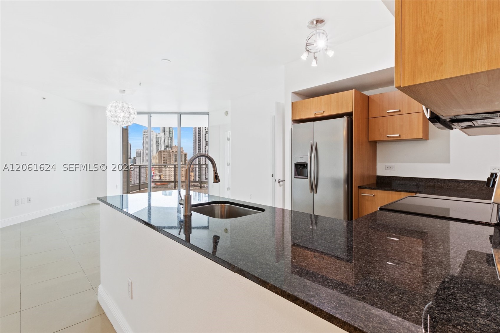 350 S Miami Ave #1805, Miami FL 33130