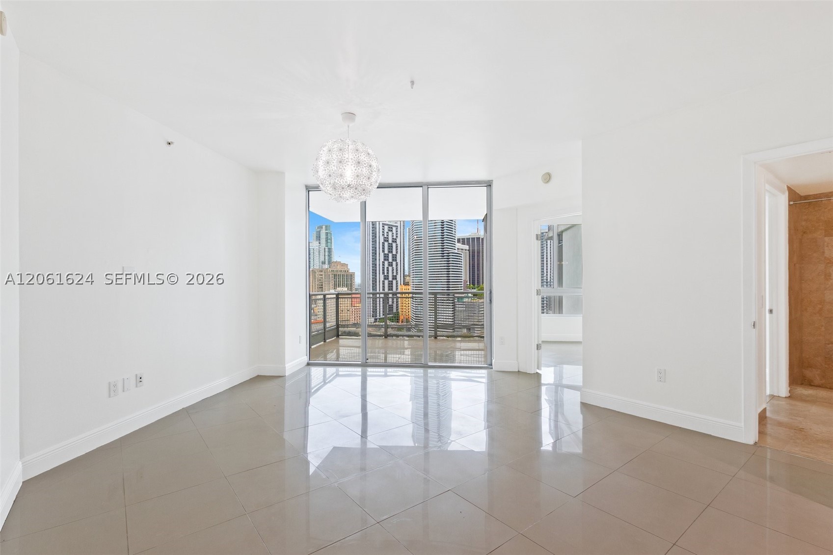 350 S Miami Ave #1805, Miami FL 33130