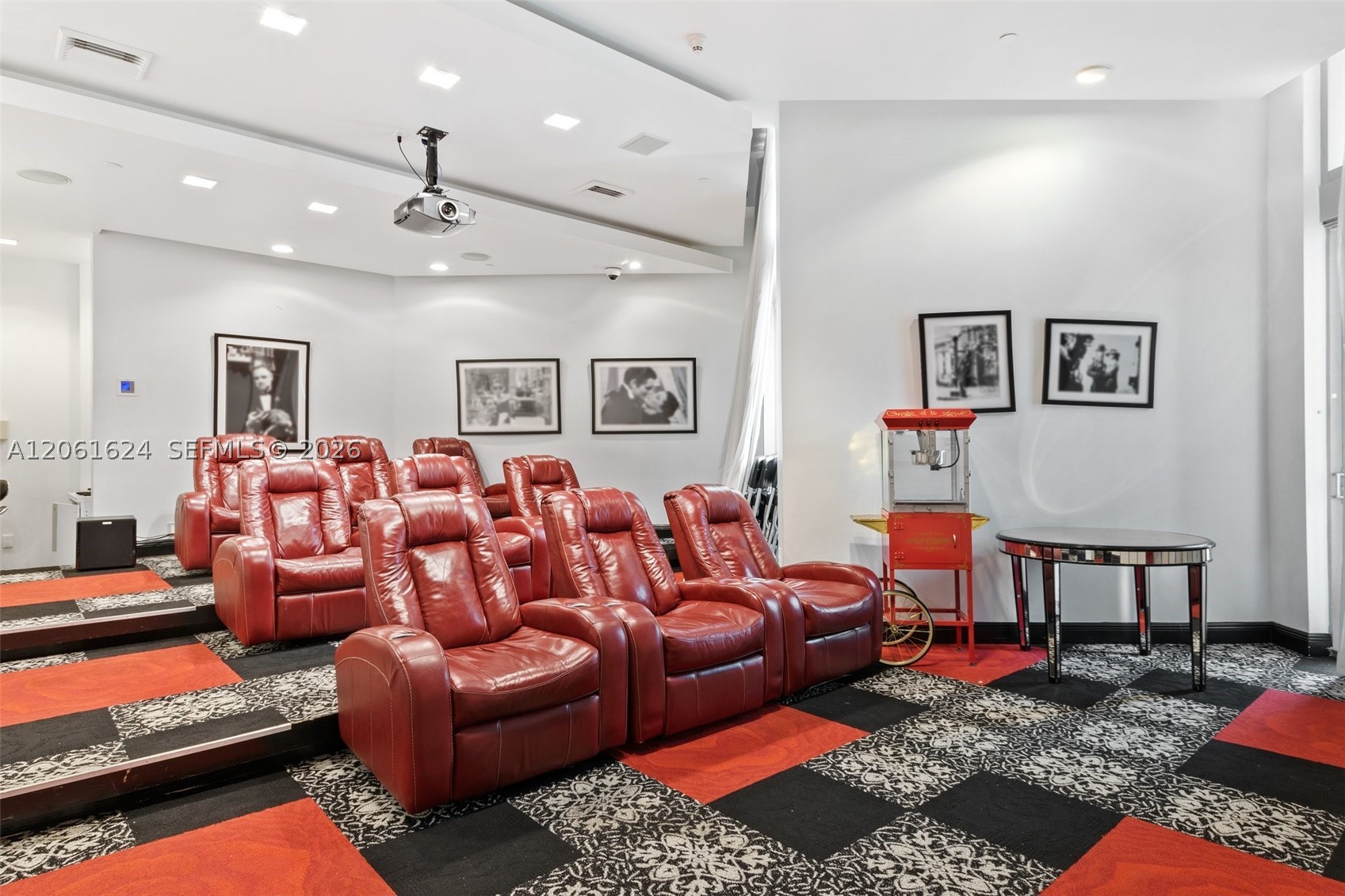 350 S Miami Ave #1805, Miami FL 33130