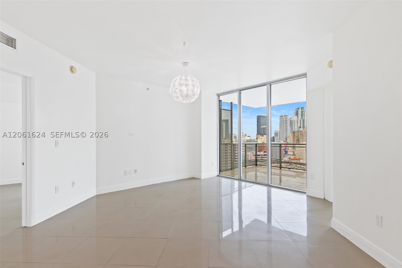 350 S Miami Ave #1805, Miami FL 33130