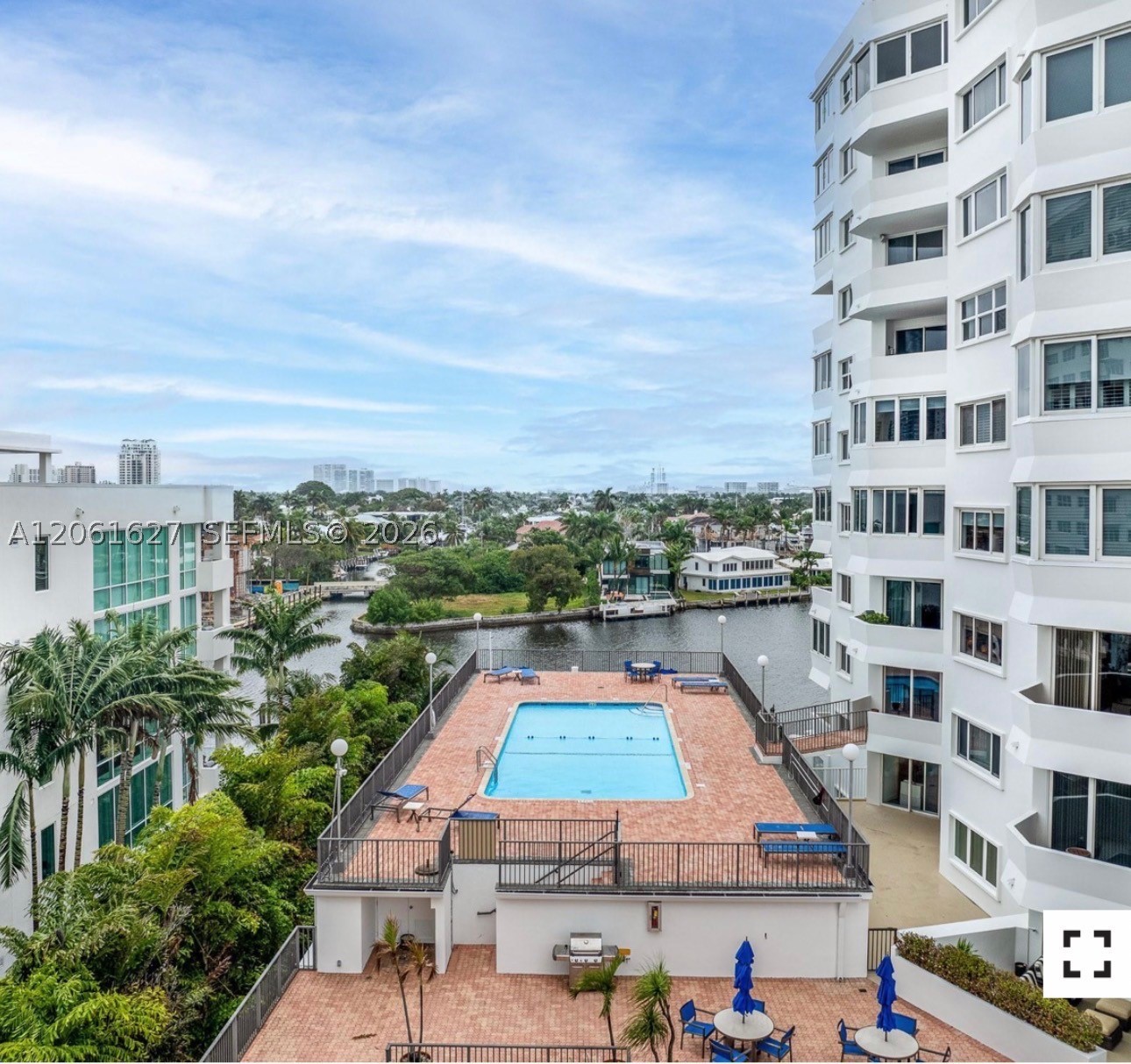 333 Sunset Dr #108, Fort Lauderdale FL 33301