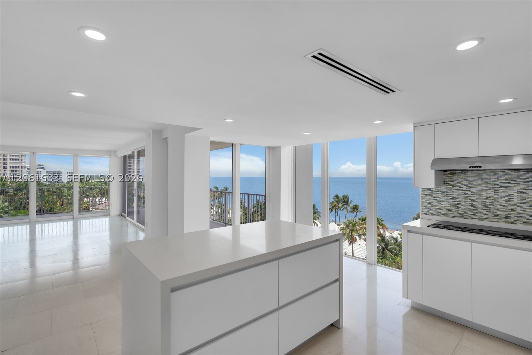 881 Ocean Dr #7H, Key Biscayne FL 33149