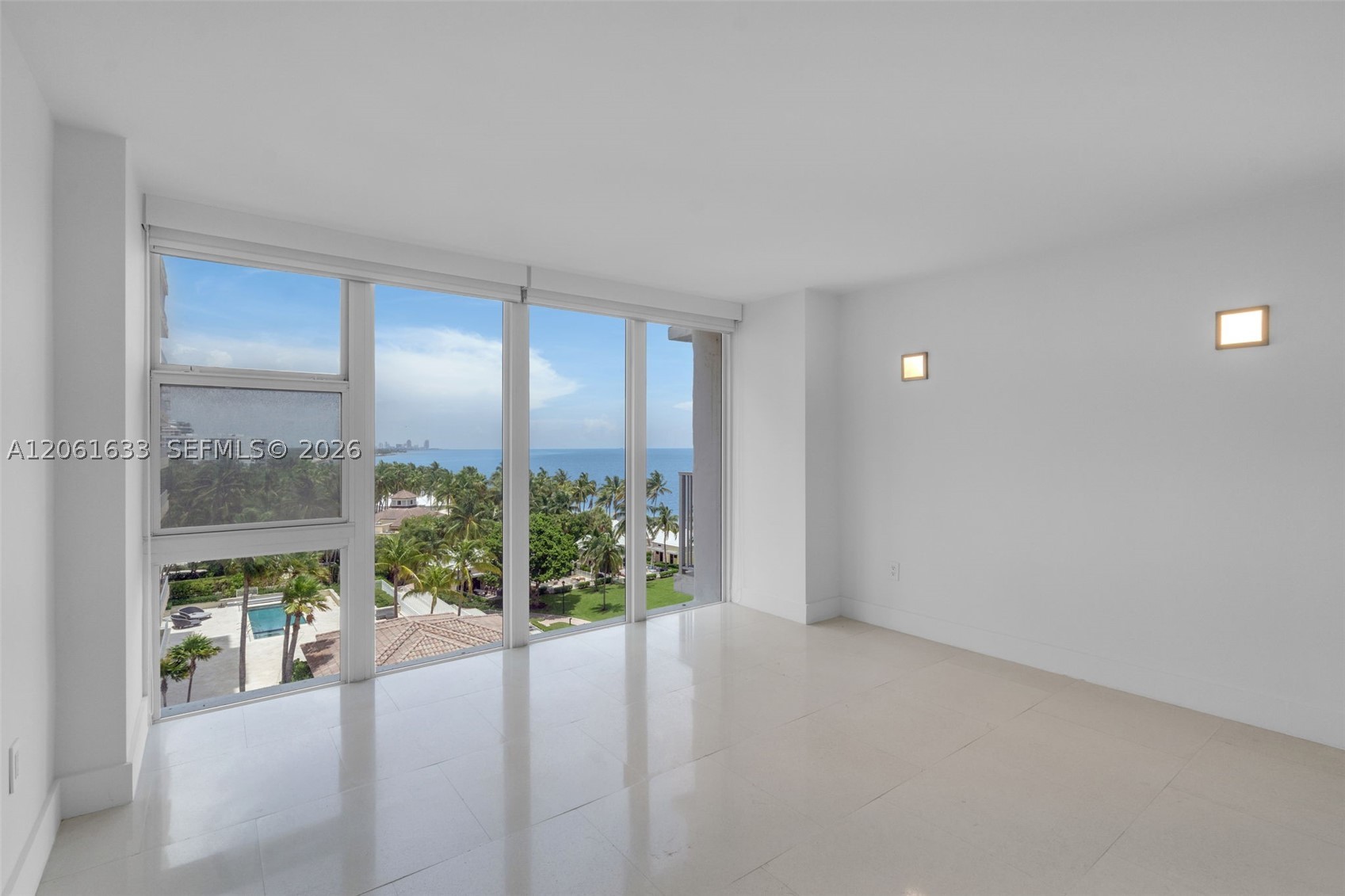 881 Ocean Dr #7H, Key Biscayne FL 33149