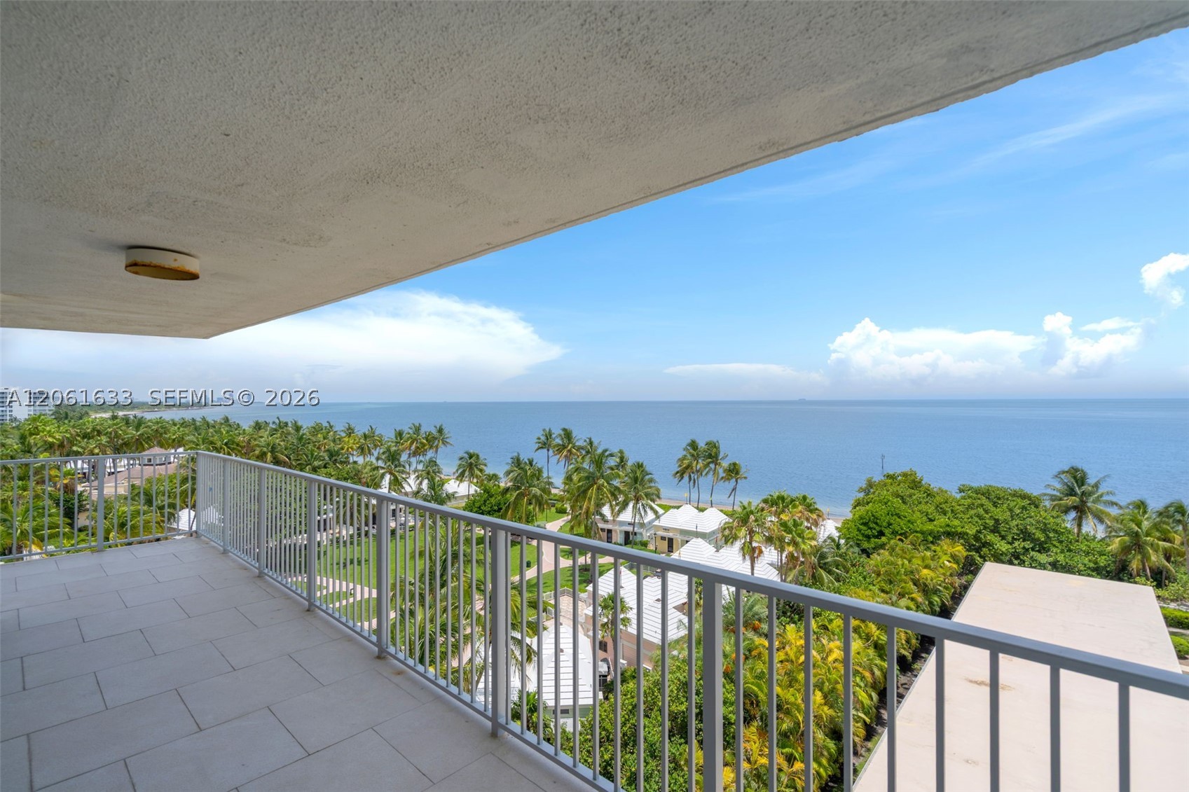 881 Ocean Dr #7H, Key Biscayne FL 33149