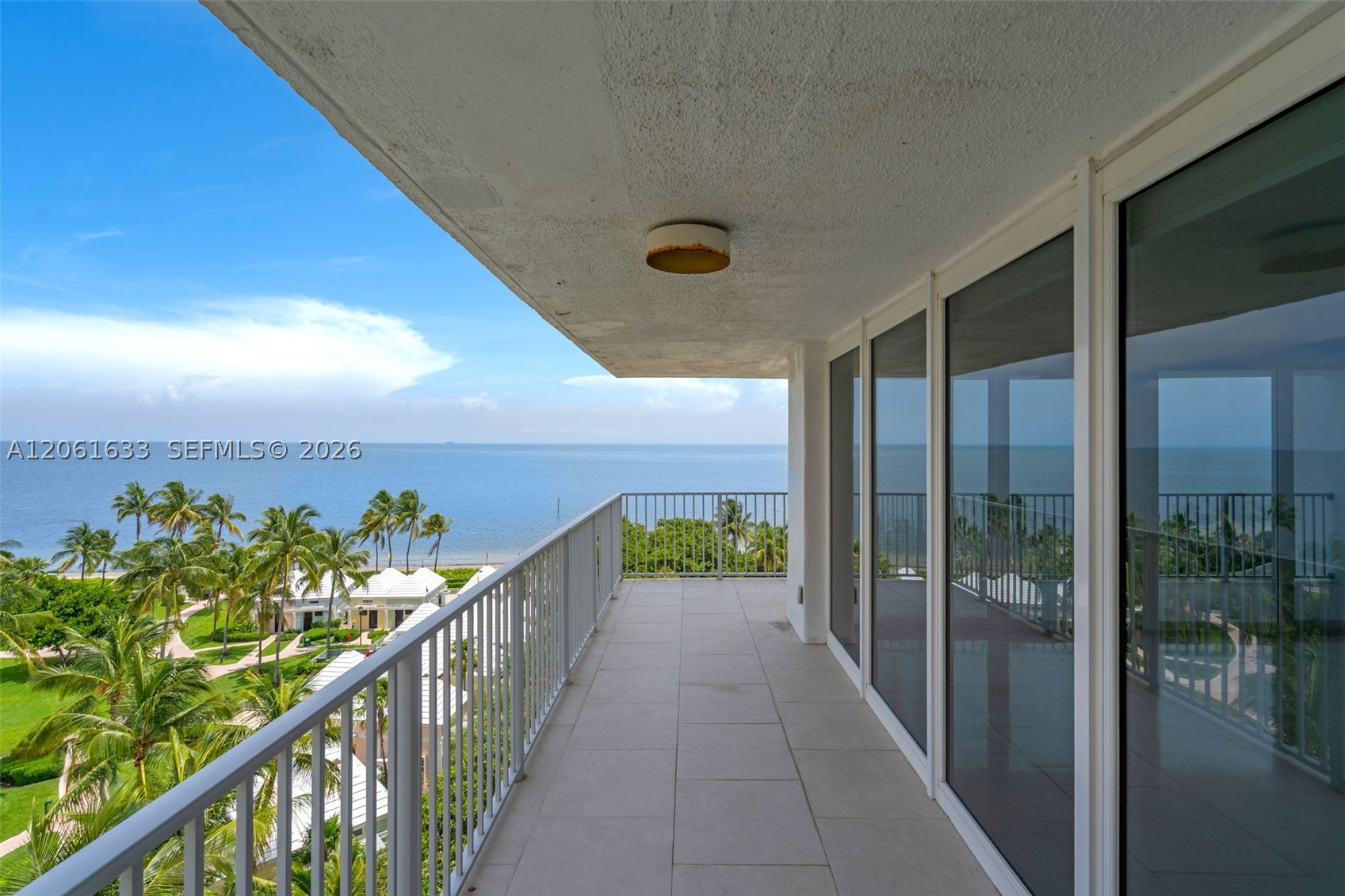 881 Ocean Dr #7H, Key Biscayne FL 33149