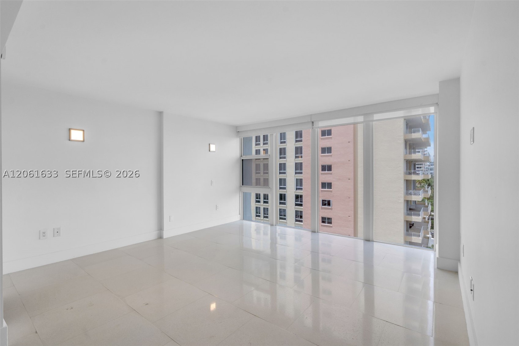881 Ocean Dr #7H, Key Biscayne FL 33149