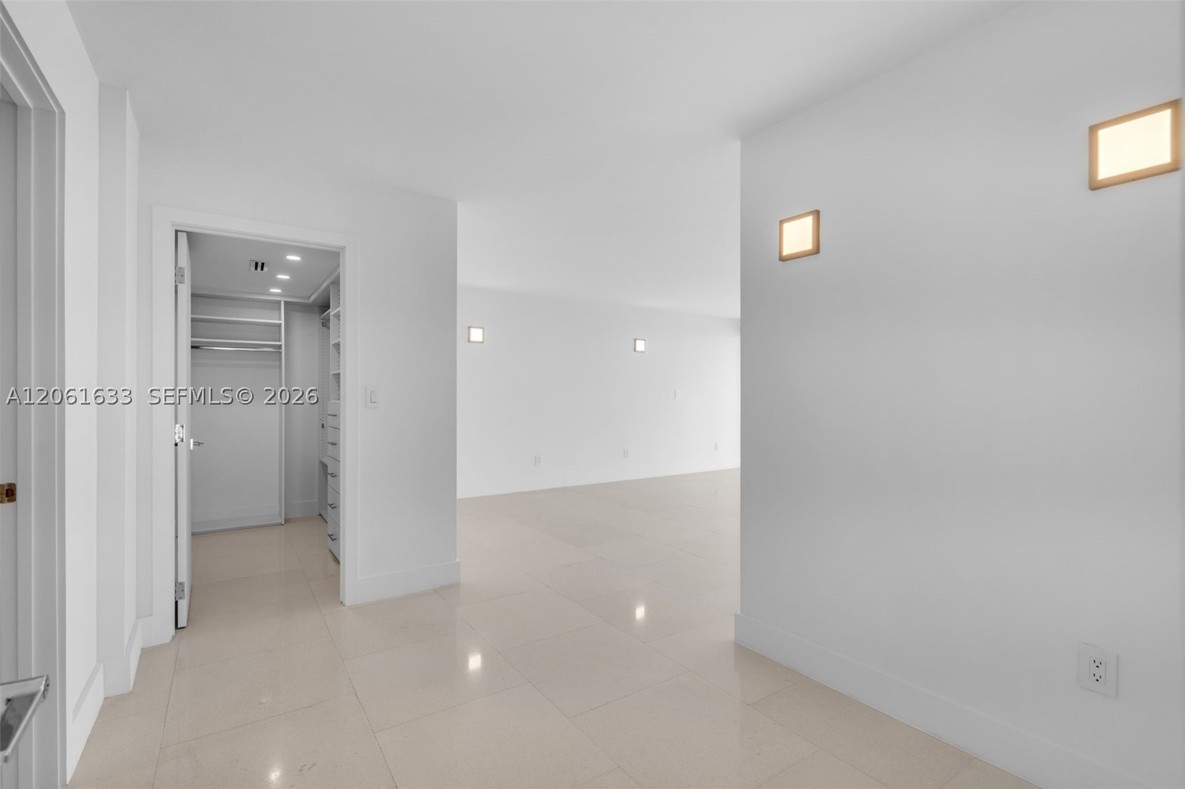 881 Ocean Dr #7H, Key Biscayne FL 33149