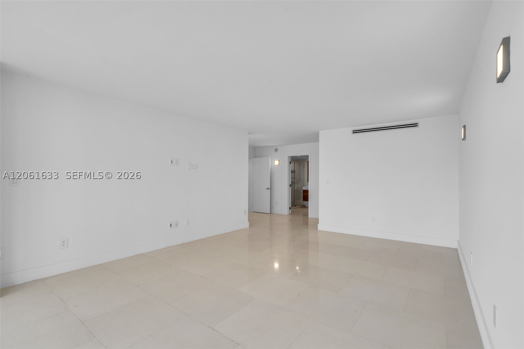 881 Ocean Dr #7H, Key Biscayne FL 33149
