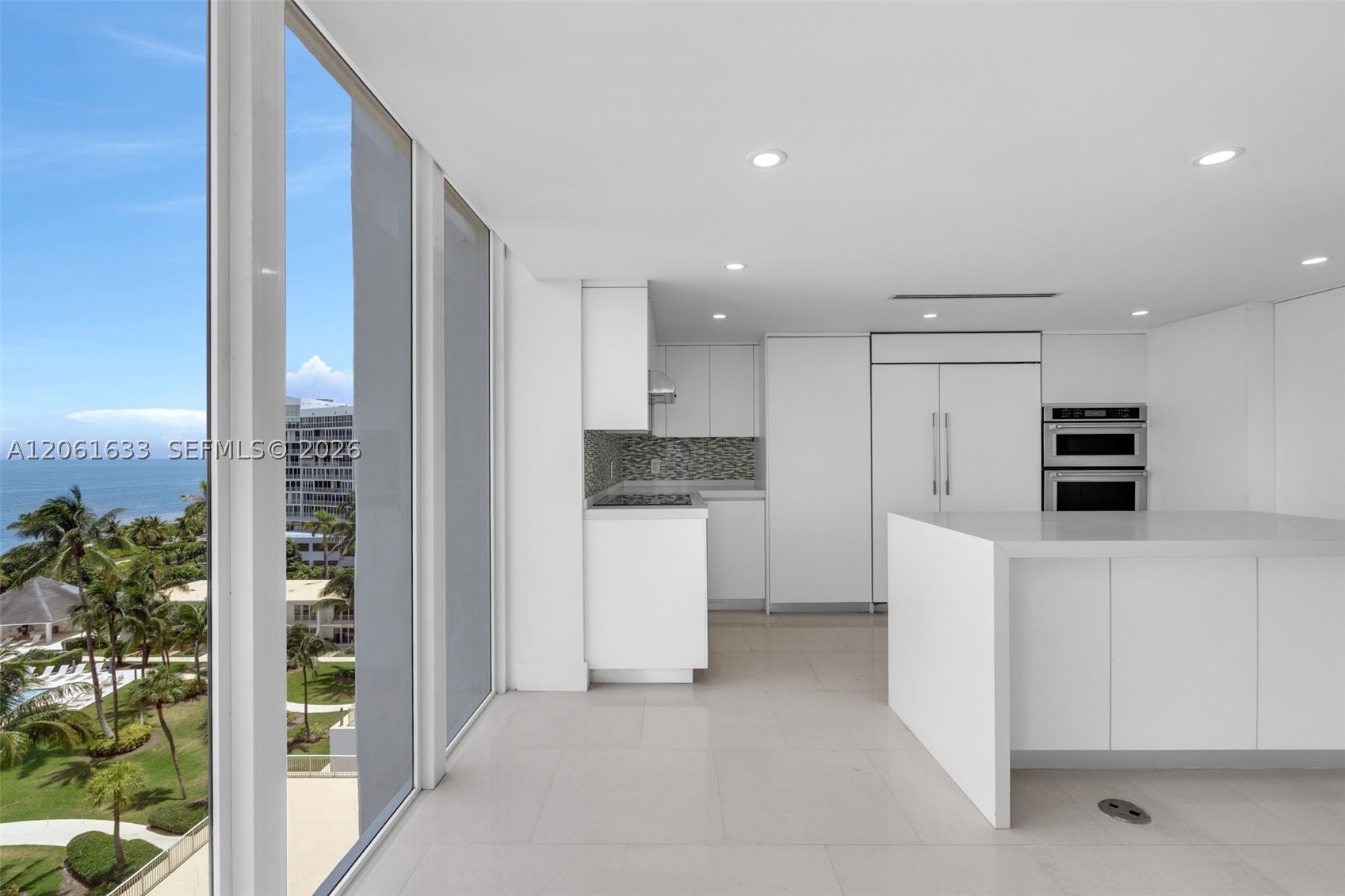881 Ocean Dr #7H, Key Biscayne FL 33149