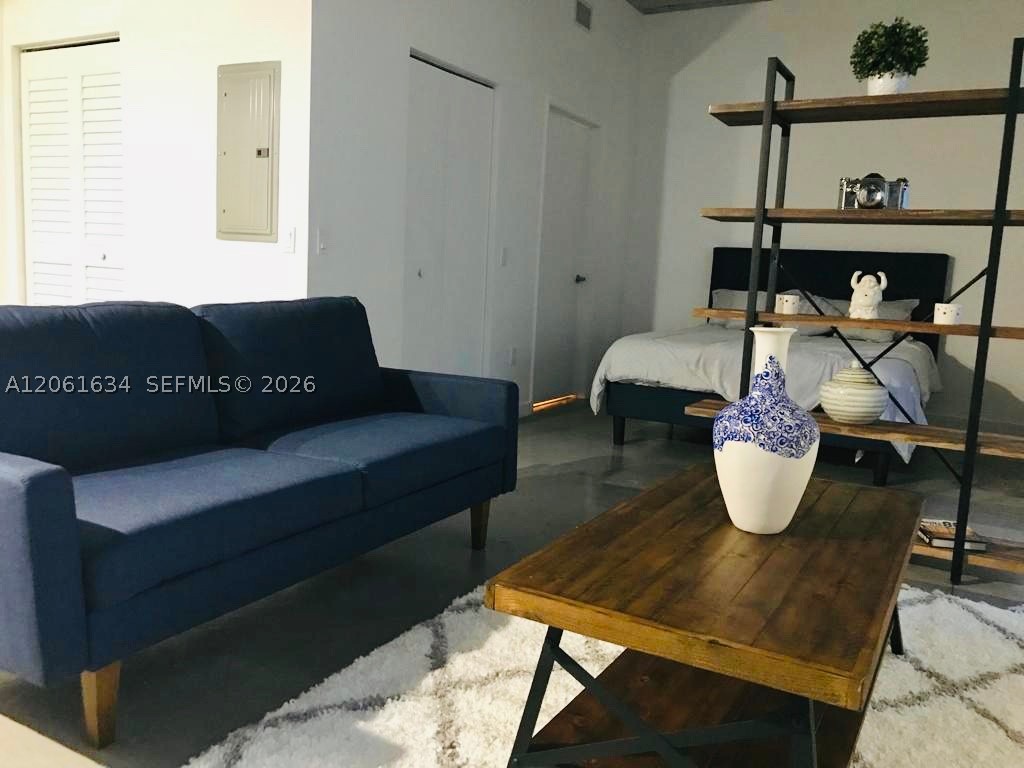 151 SE 1st St #3404, Miami FL 33131