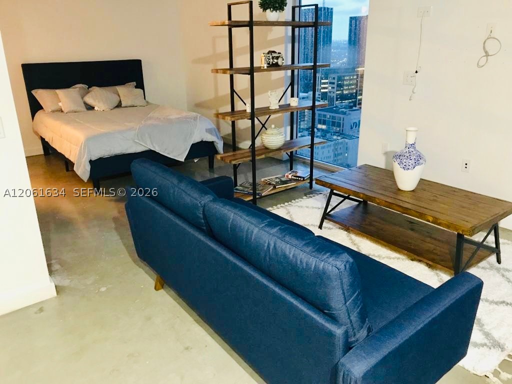 151 SE 1st St #3404, Miami FL 33131