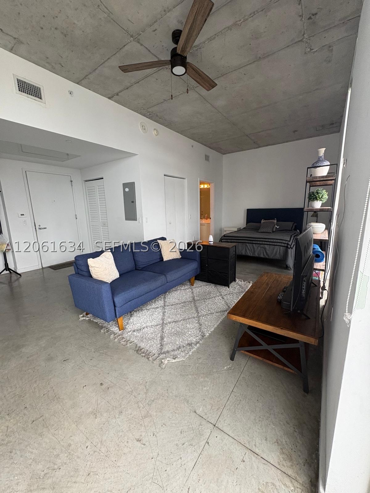 151 SE 1st St #3404, Miami FL 33131