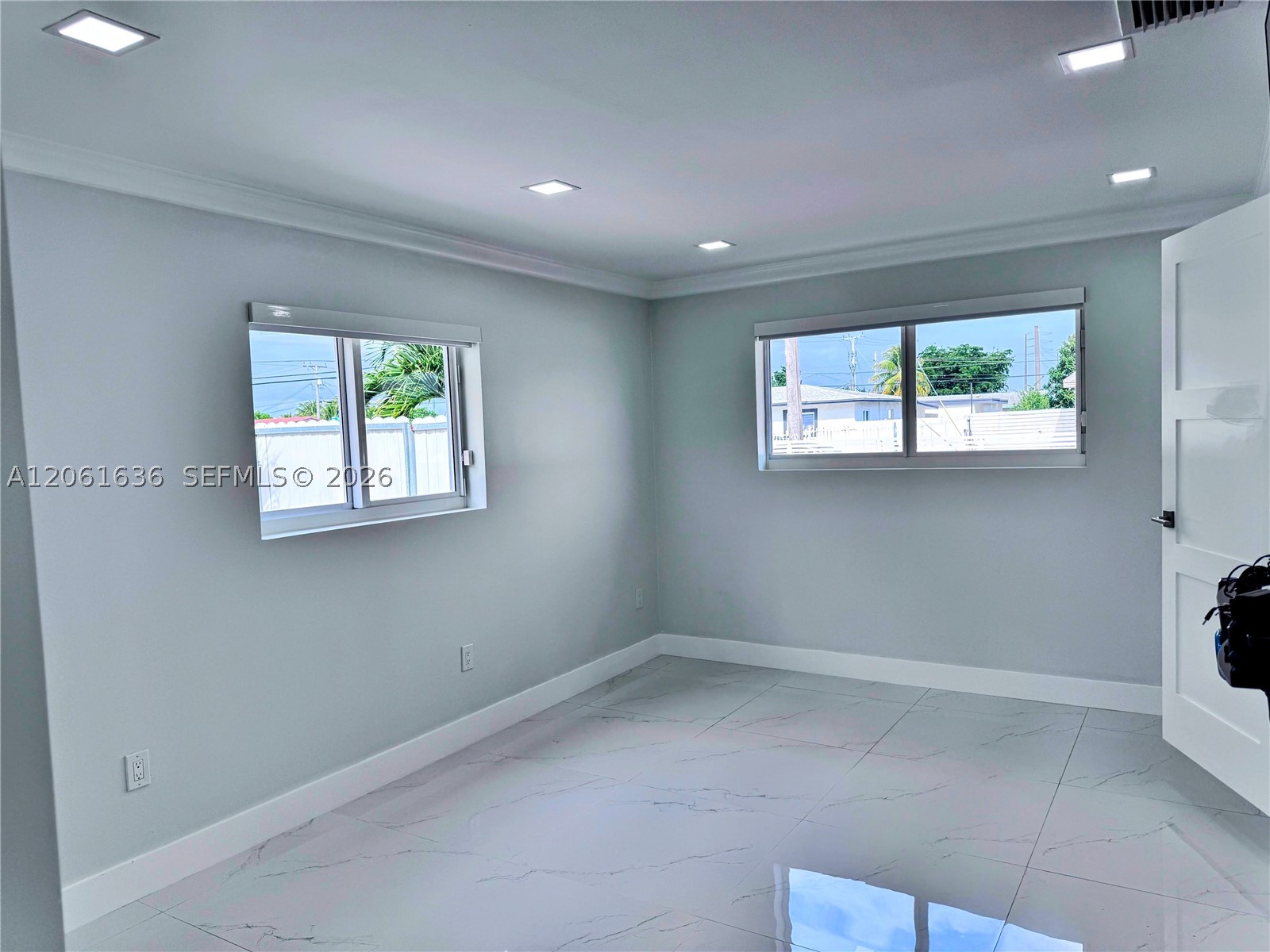 3870 NW 177th St, Miami Gardens FL 33055