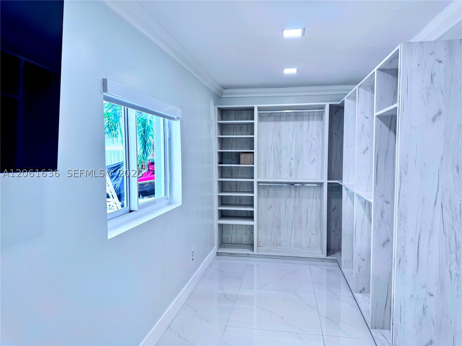 3870 NW 177th St, Miami Gardens FL 33055