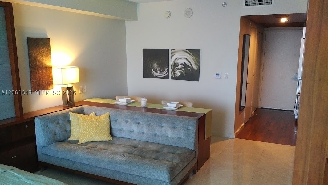 50 Biscayne Blvd #508, Miami FL 33132